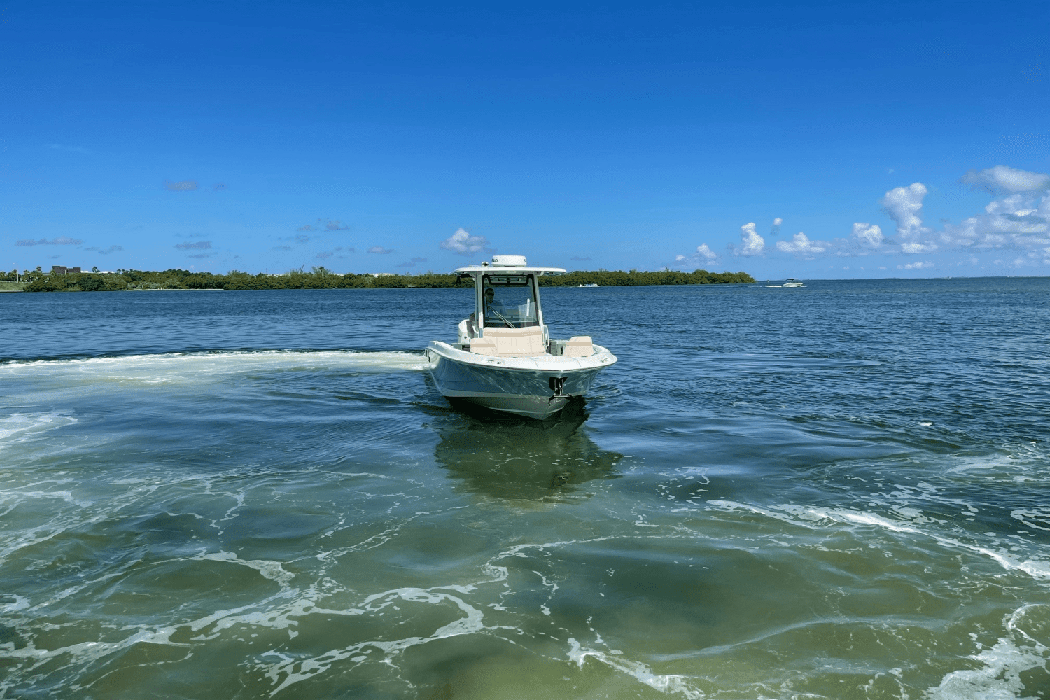 2023 Boston Whaler 28 DAUNTLESS Image Thumbnail #13