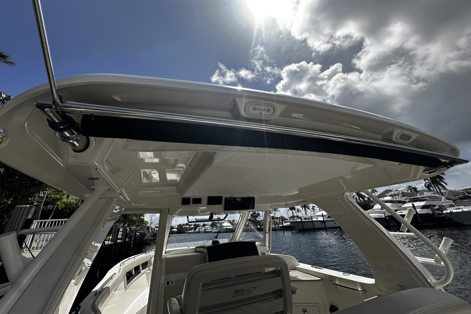 2019 Boston Whaler 350 Realm Image Thumbnail #21