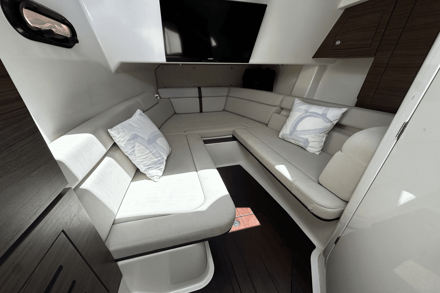 2019 Boston Whaler 350 Realm Image Thumbnail #48