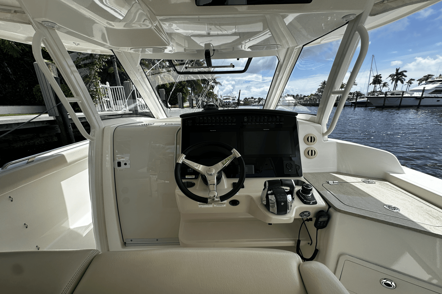 2019 Boston Whaler 350 Realm Image Thumbnail #27