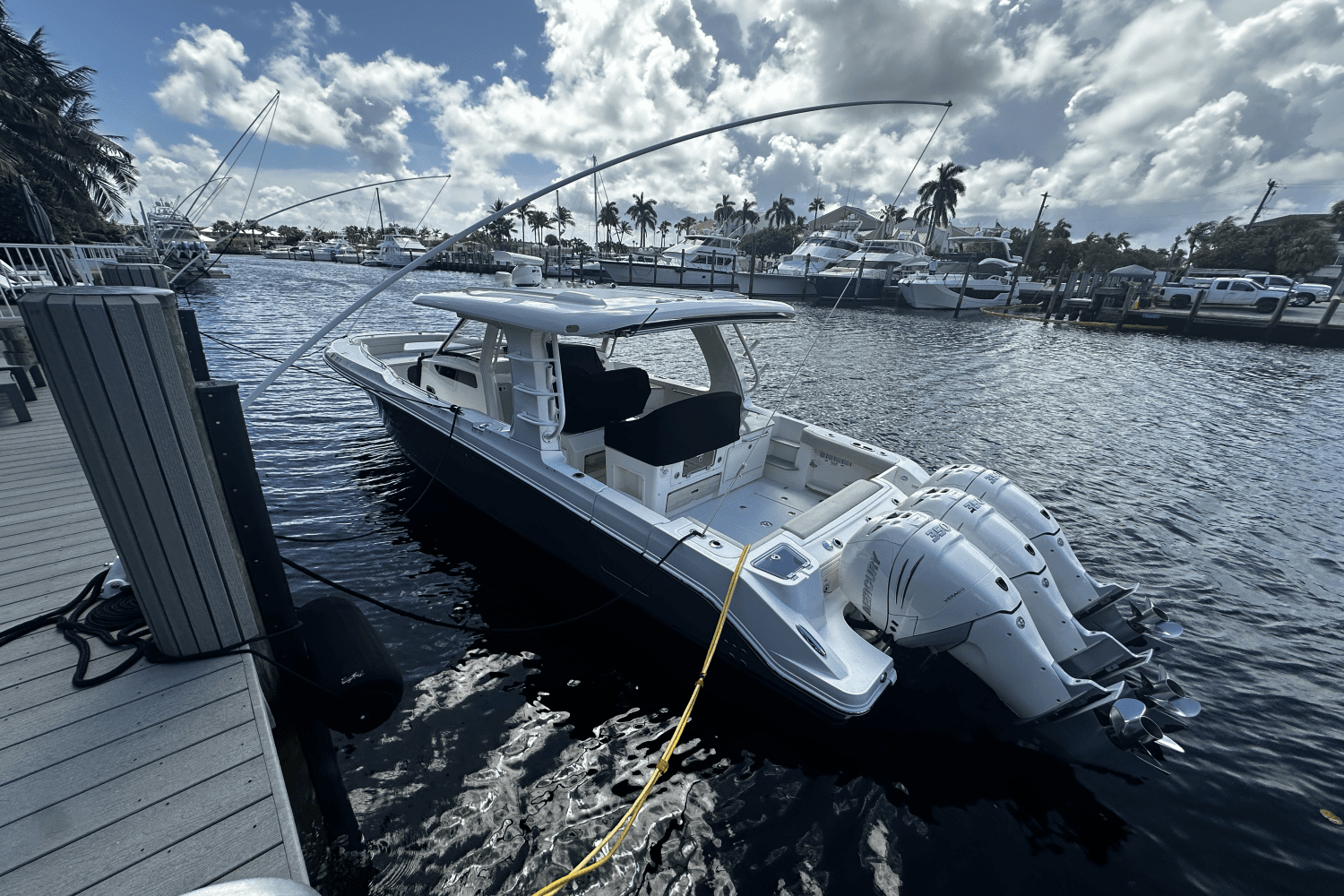 2019 Boston Whaler 350 Realm Image Thumbnail #4