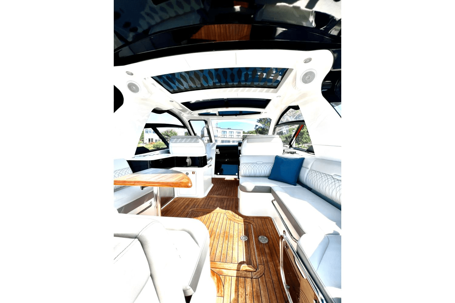 2023 Sea Ray 370 SUNDANCER OB Image Thumbnail #16