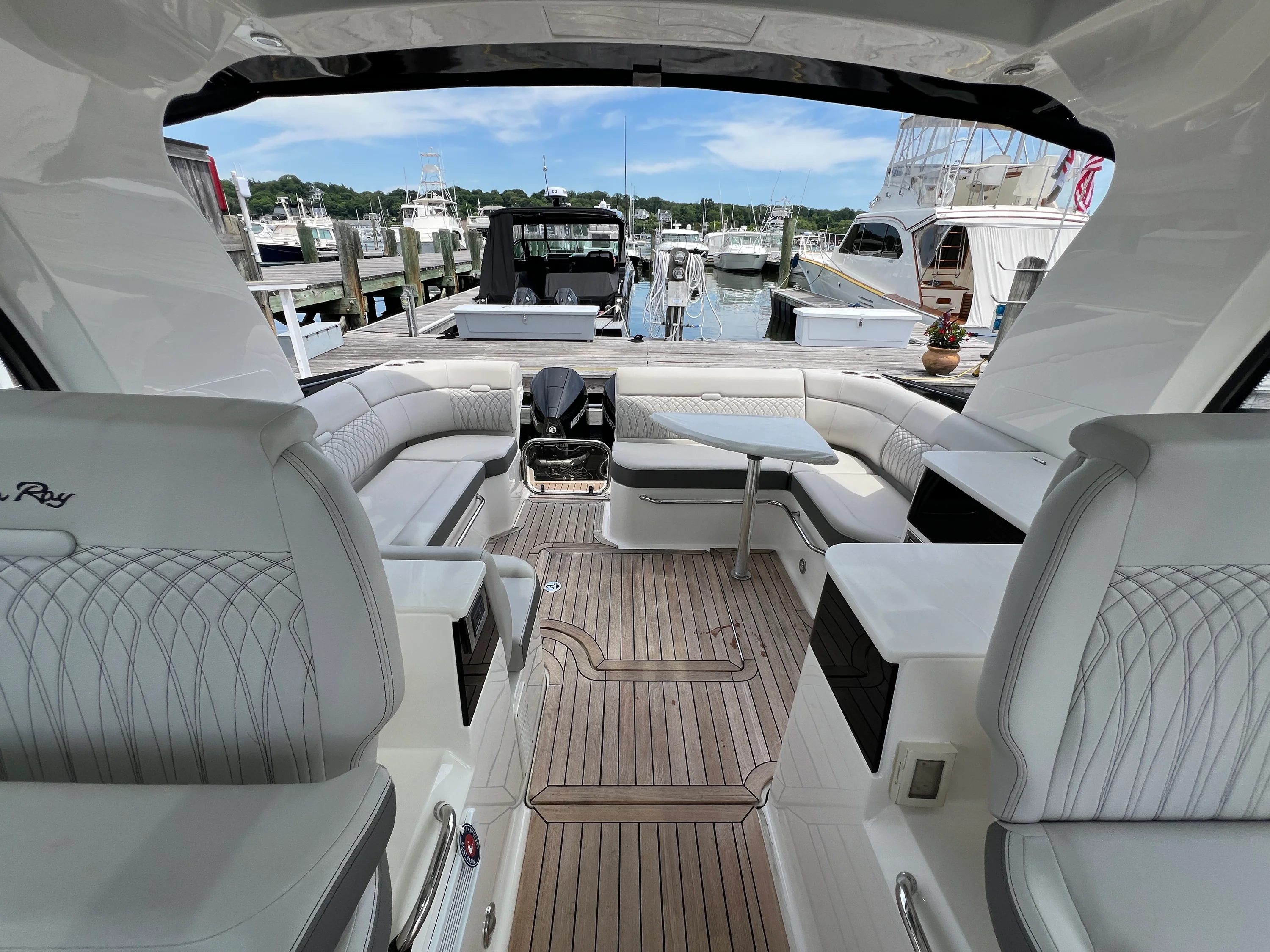 2023 Sea Ray 370 SUNDANCER OB Image Thumbnail #23