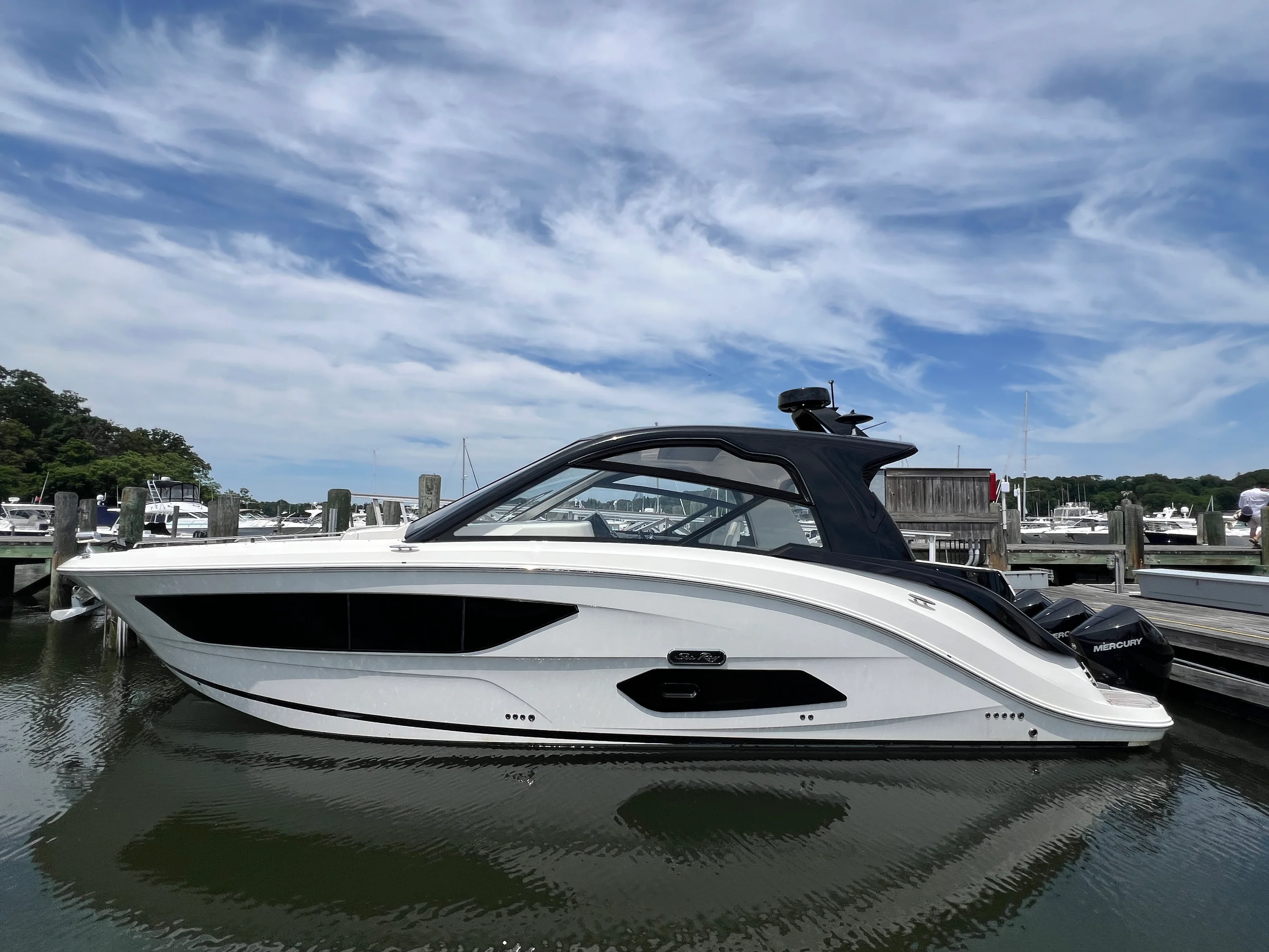 2023 Sea Ray 370 SUNDANCER OB Image Thumbnail #15