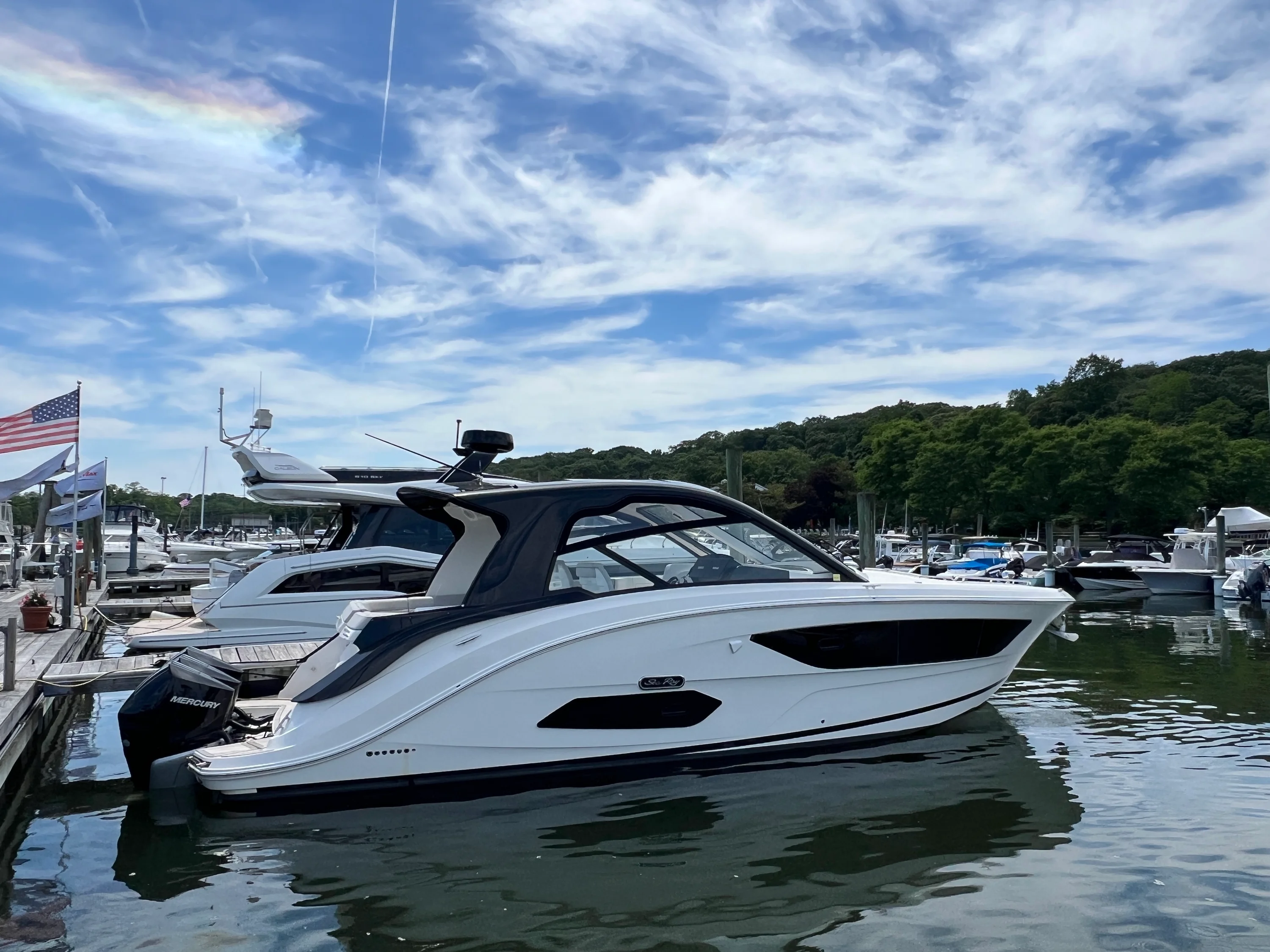 2023 Sea Ray 370 SUNDANCER OB Image Thumbnail #3