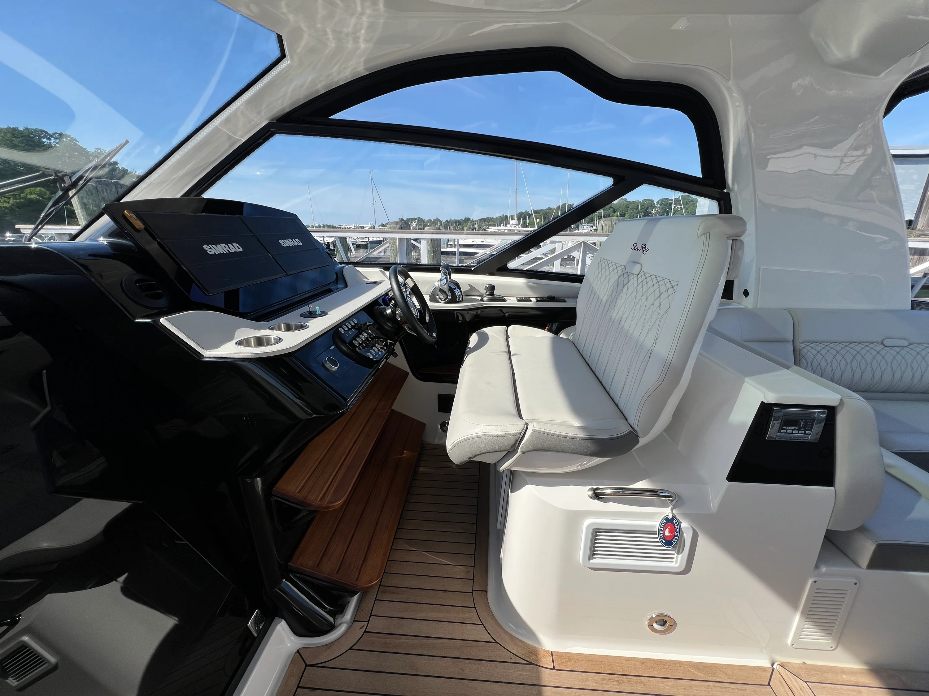 2023 Sea Ray 370 SUNDANCER OB Image Thumbnail #39