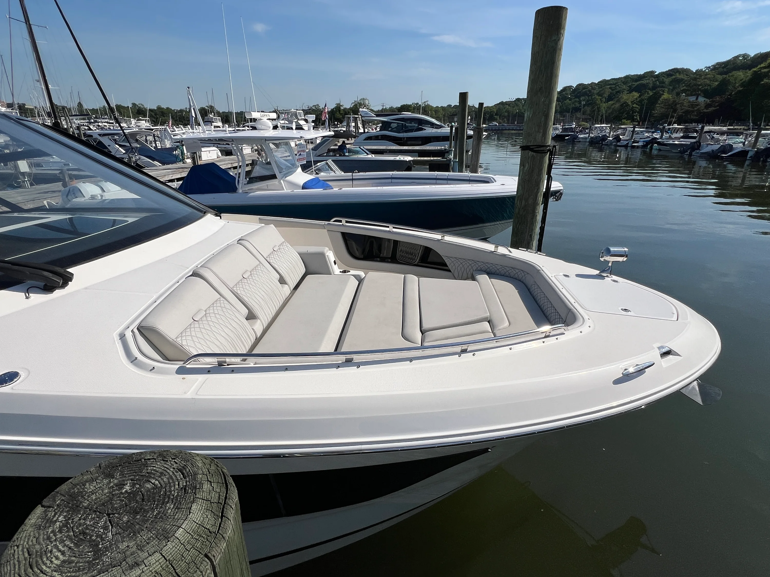 2023 Sea Ray 370 SUNDANCER OB Image Thumbnail #31