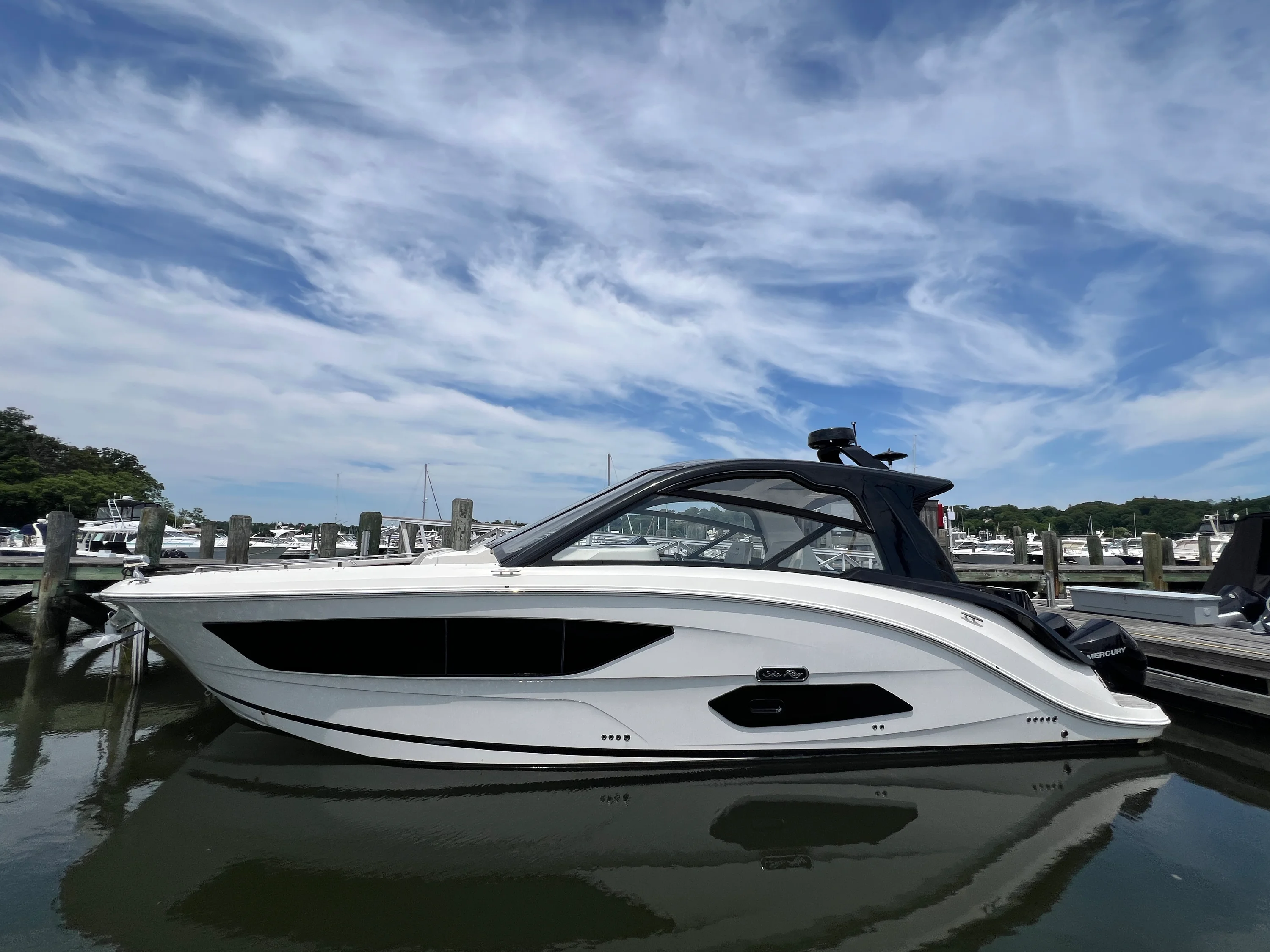 2023 Sea Ray 370 SUNDANCER OB Image Thumbnail #13