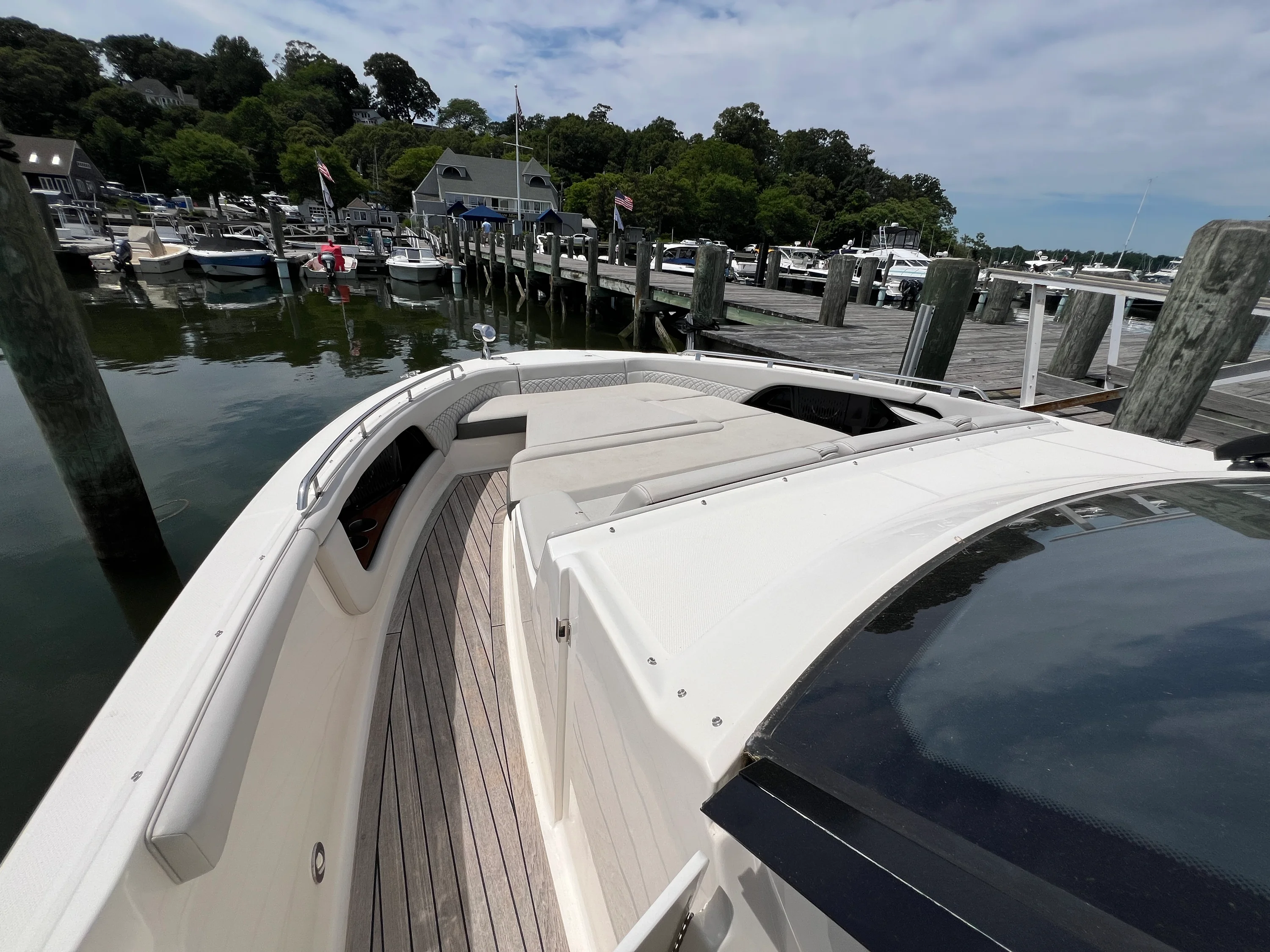 2023 Sea Ray 370 SUNDANCER OB Image Thumbnail #27