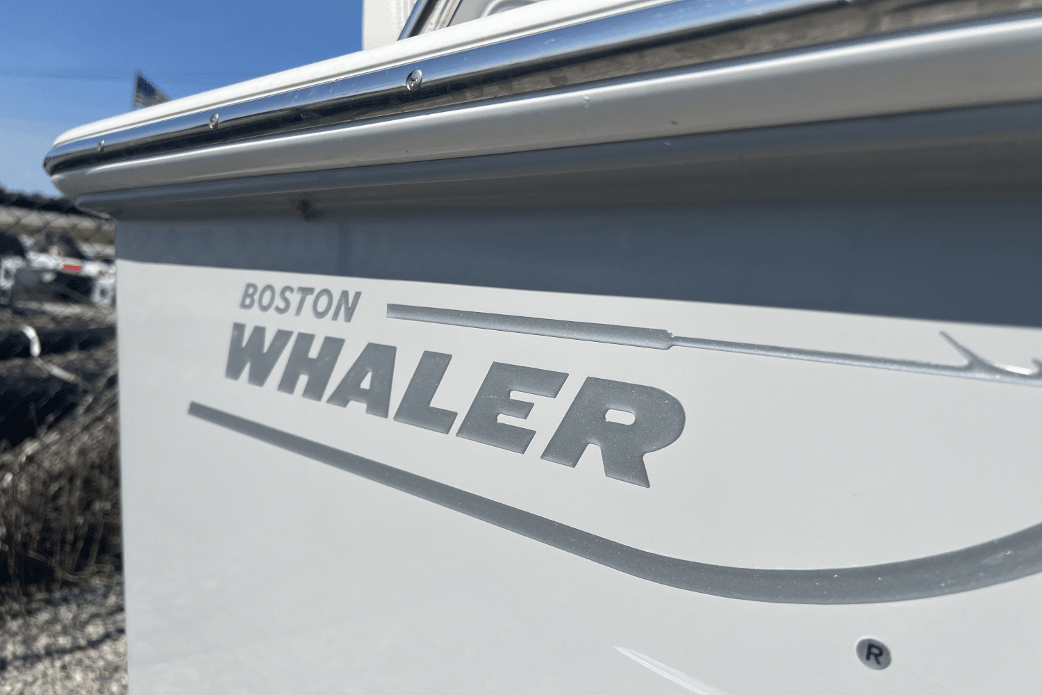 Thumbnail 4 for 2023 Boston Whaler 190 MONTAUK