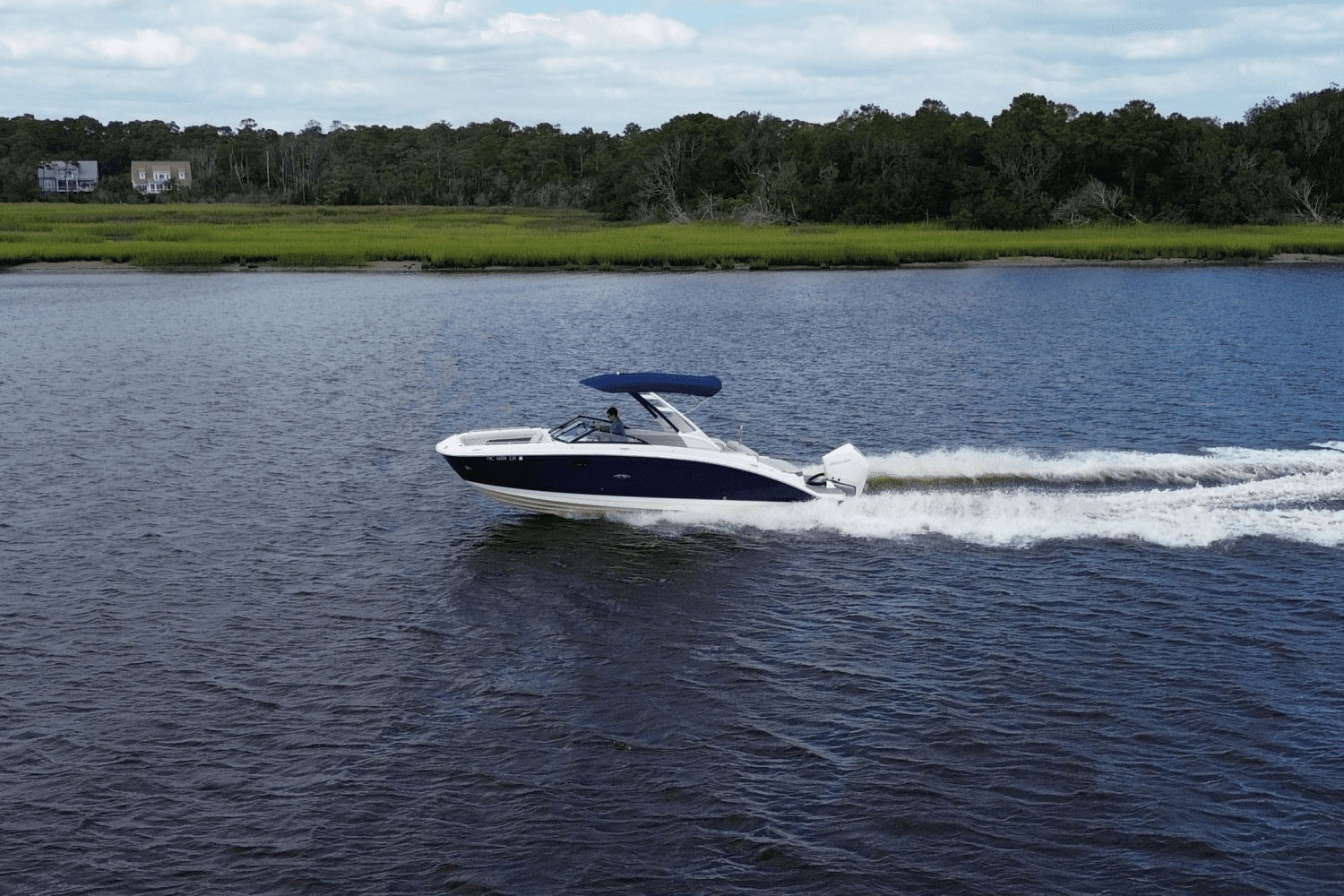 2021 Sea Ray 270 SDX-OB Image Thumbnail #5