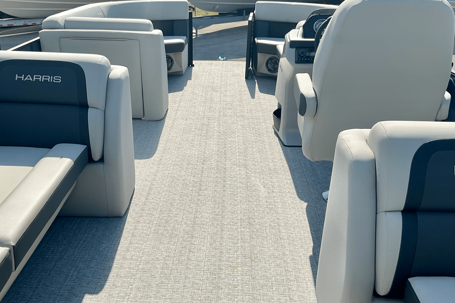 2025 Harris 230 Cruiser Image Thumbnail #6