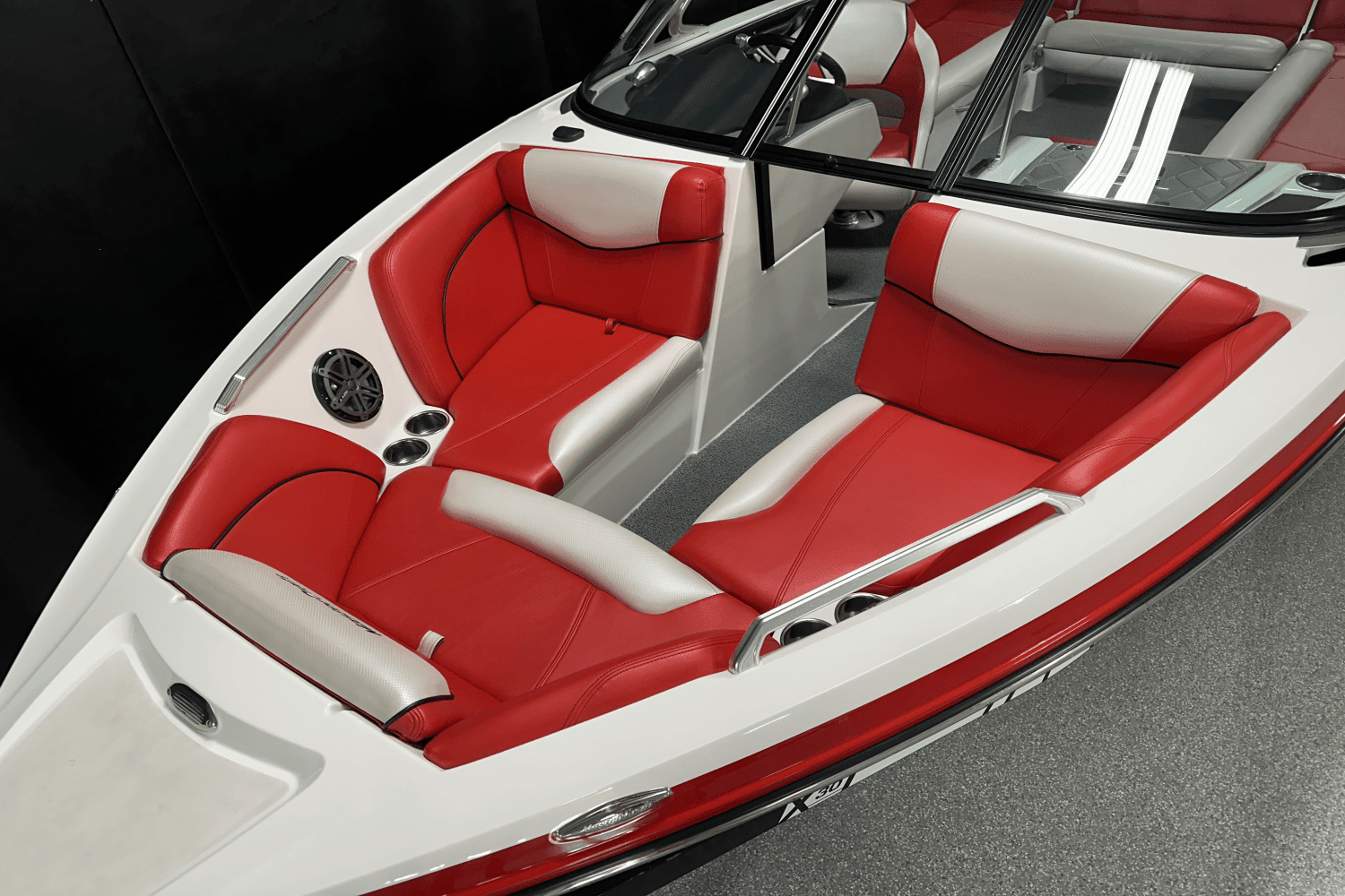 2015 Mastercraft X30 Image Thumbnail #9