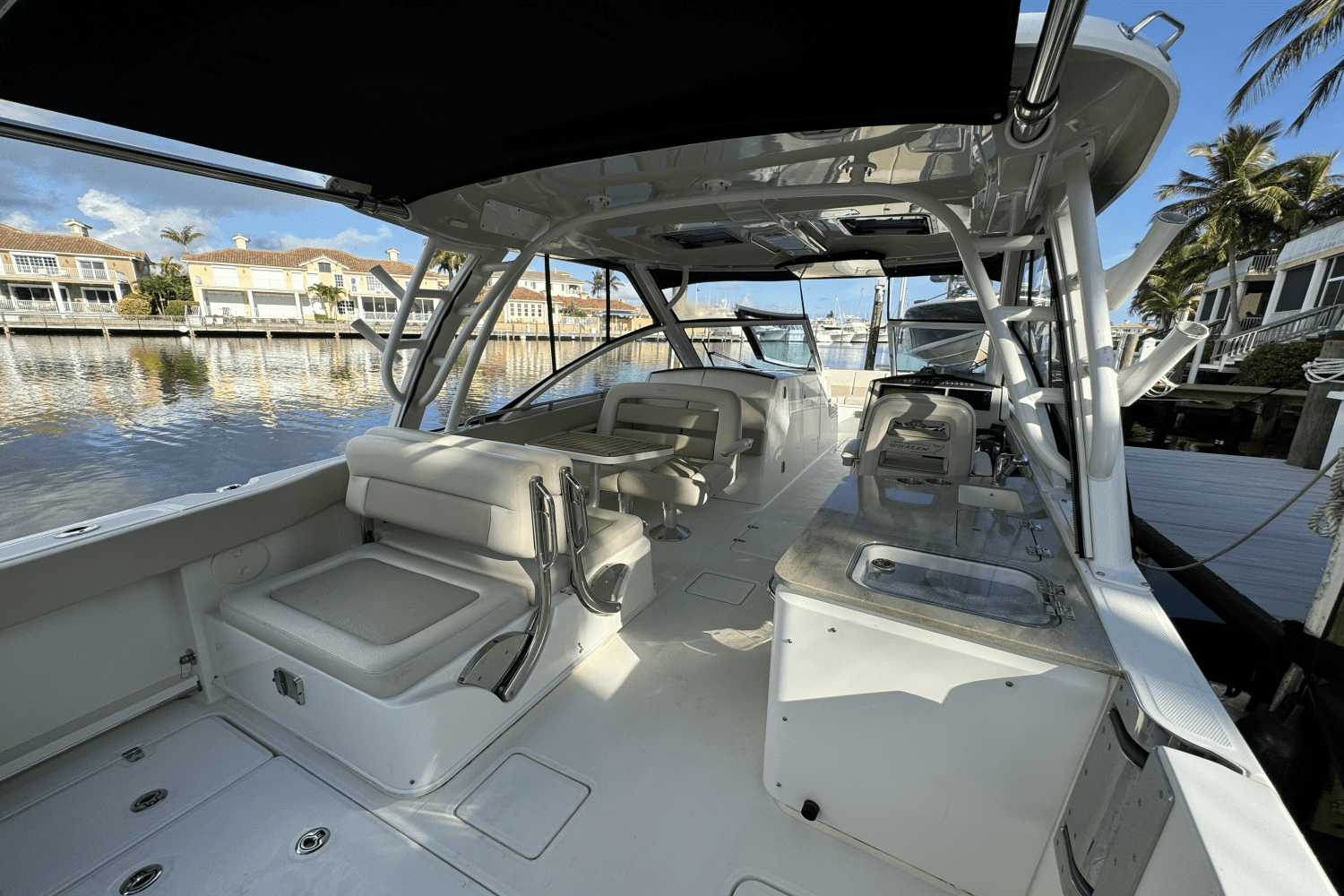 2020 Boston Whaler 320 VANTAGE Image Thumbnail #49