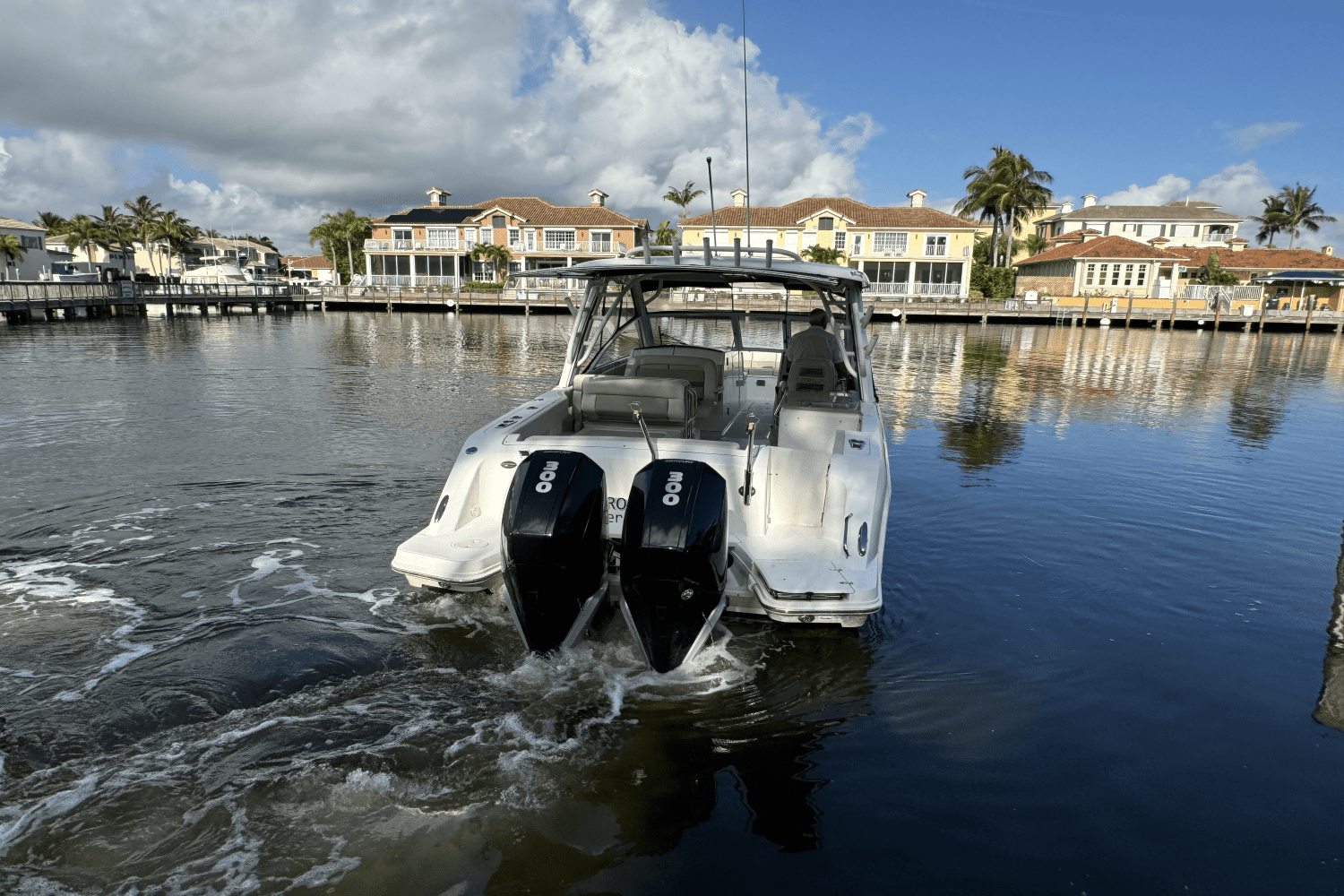 2020 Boston Whaler 320 VANTAGE Image Thumbnail #7