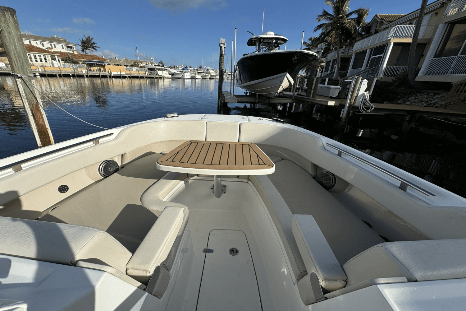 2020 Boston Whaler 320 VANTAGE Image Thumbnail #32