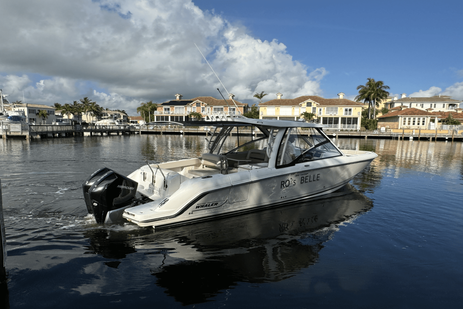 2020 Boston Whaler 320 VANTAGE Image Thumbnail #6