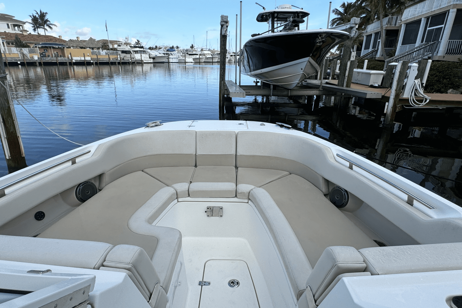 2020 Boston Whaler 320 VANTAGE Image Thumbnail #24