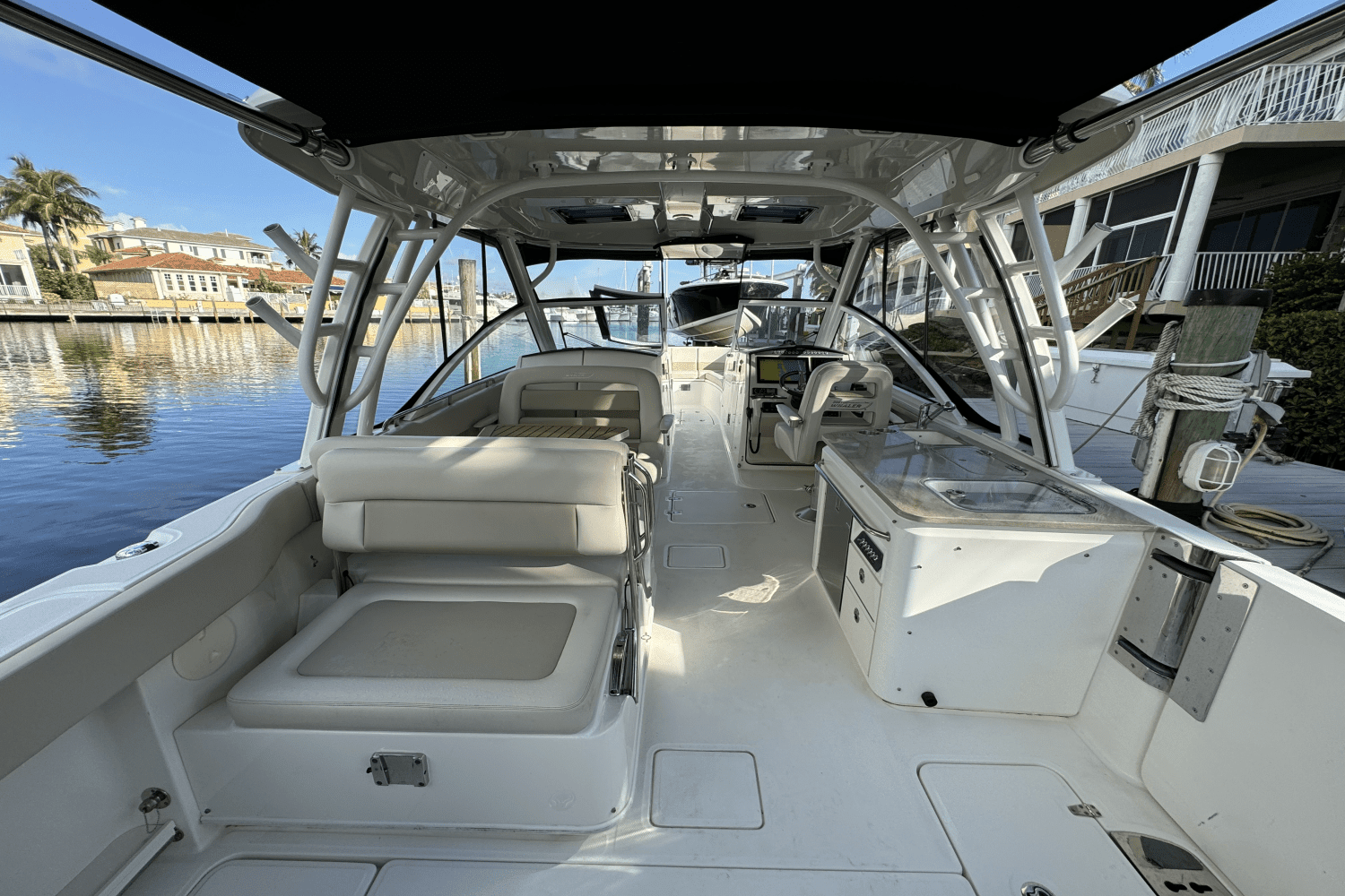 2020 Boston Whaler 320 VANTAGE Image Thumbnail #48