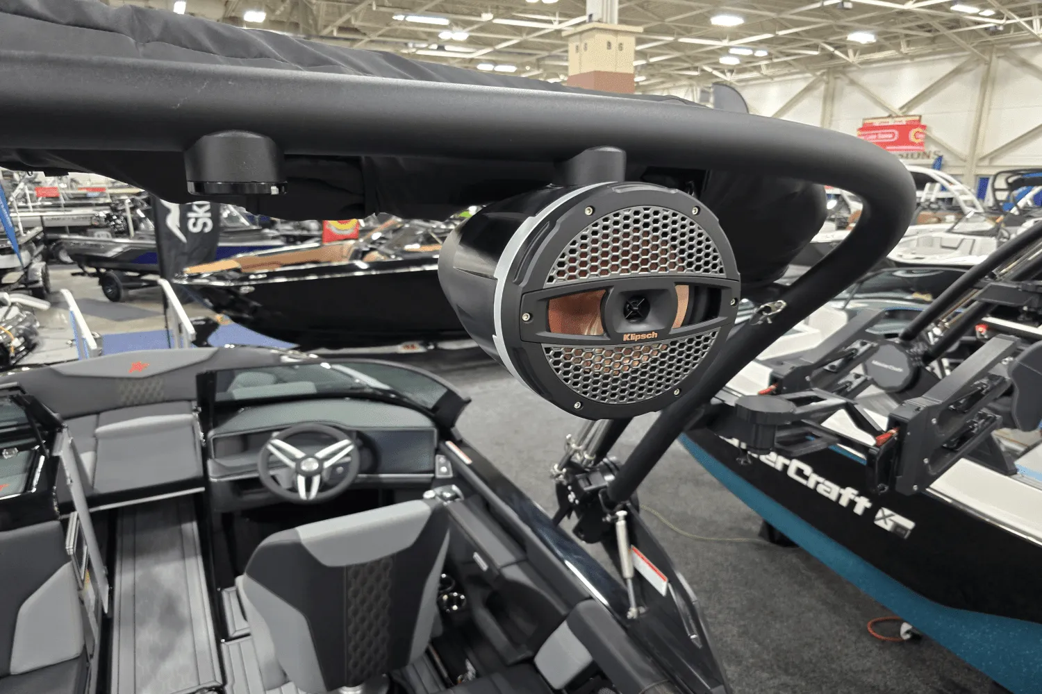 2025 Mastercraft XT22 Image Thumbnail #12