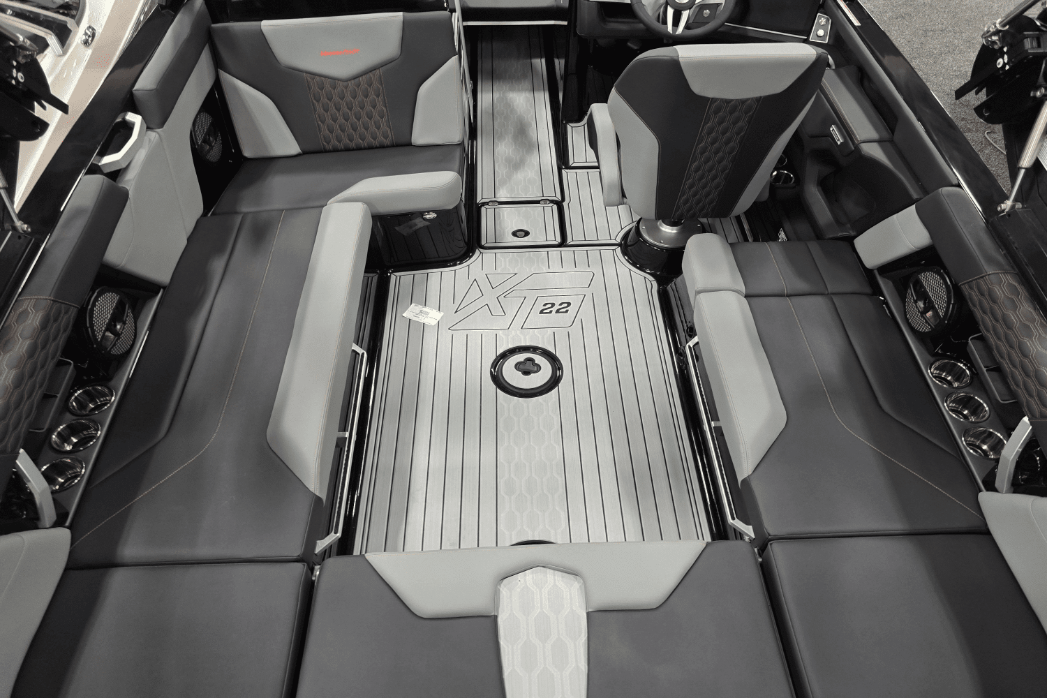 2025 Mastercraft XT22 Image Thumbnail #20