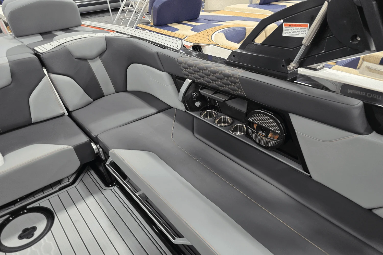 2025 Mastercraft XT22 Image Thumbnail #15