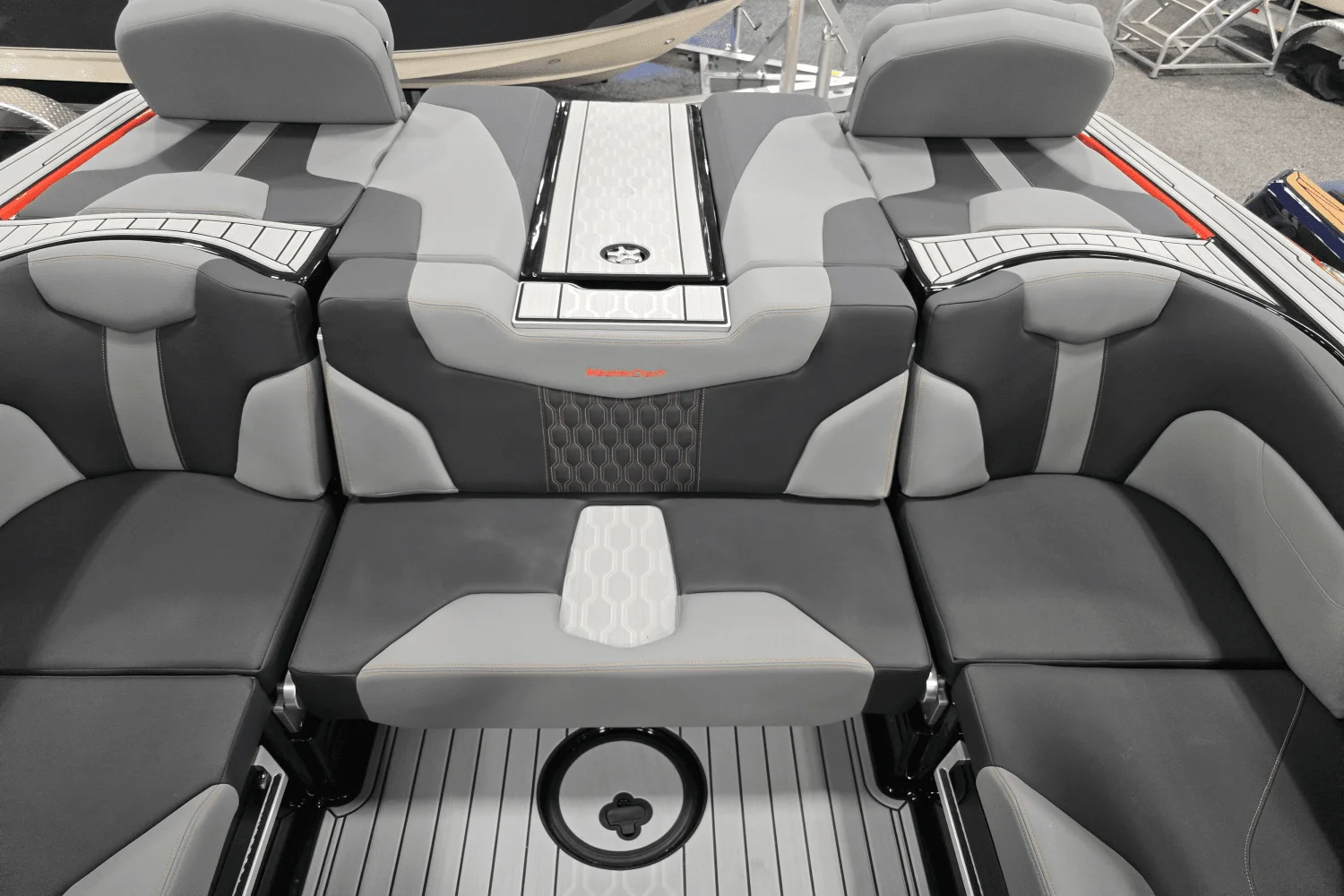 2025 Mastercraft XT22 Image Thumbnail #16