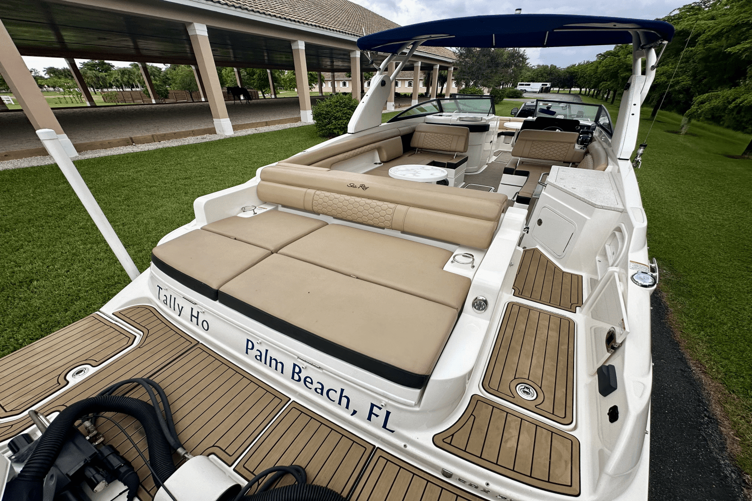 2019 Sea Ray 290 SDX OUTBOARD Image Thumbnail #21