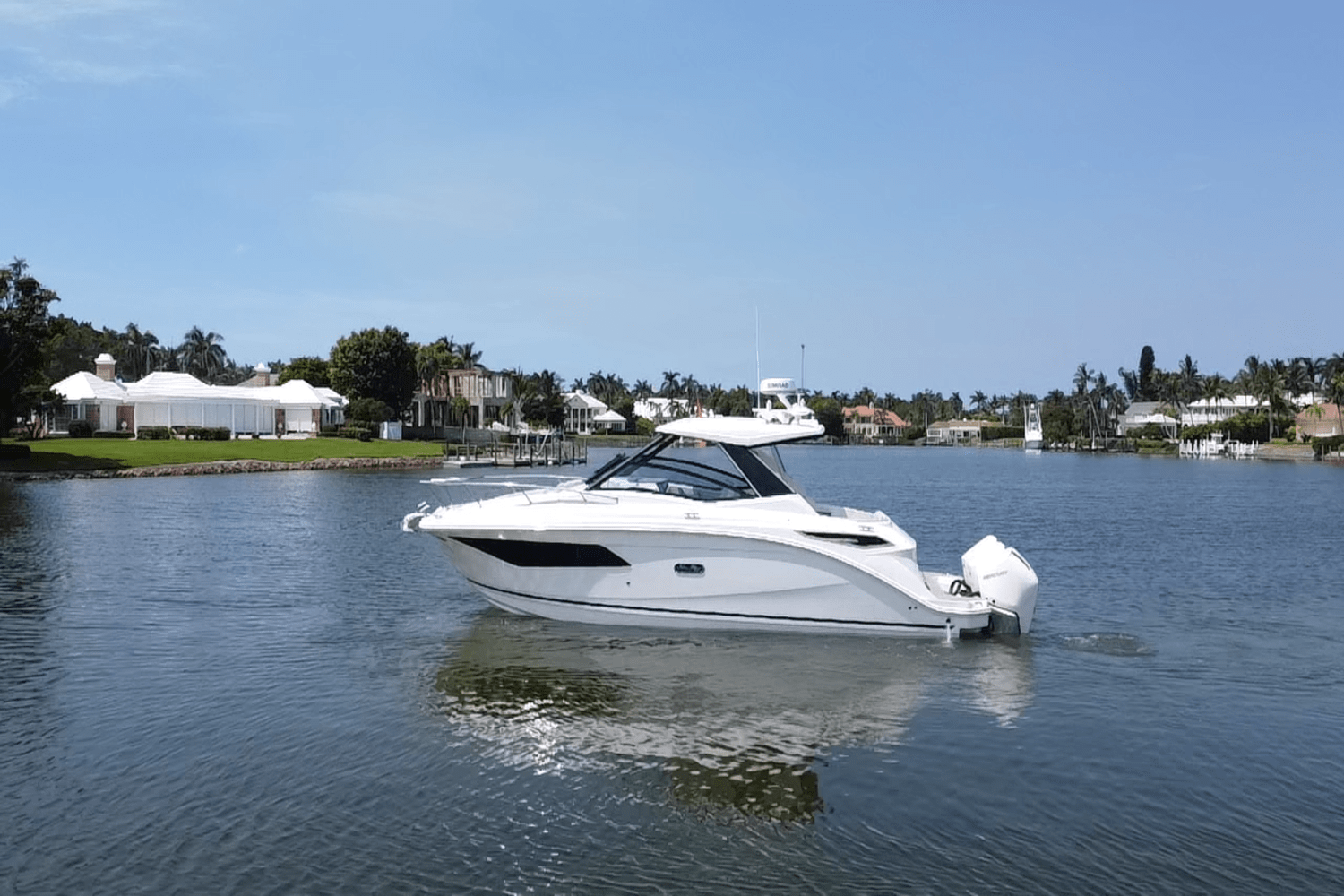 2025 Sea Ray Sundancer 320 Outboard Image Thumbnail #0