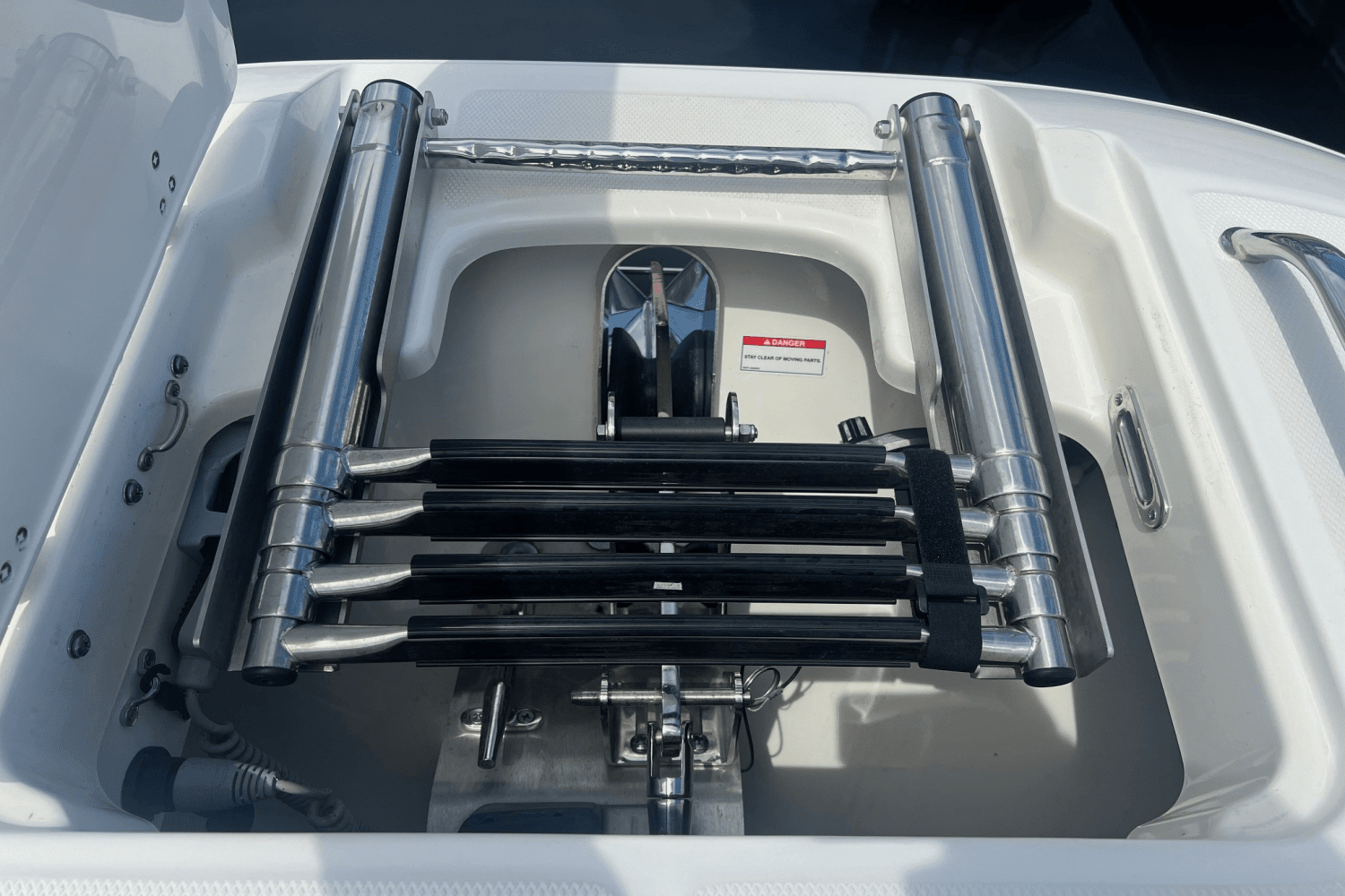 2023 Boston Whaler 320 VANTAGE Image Thumbnail #13