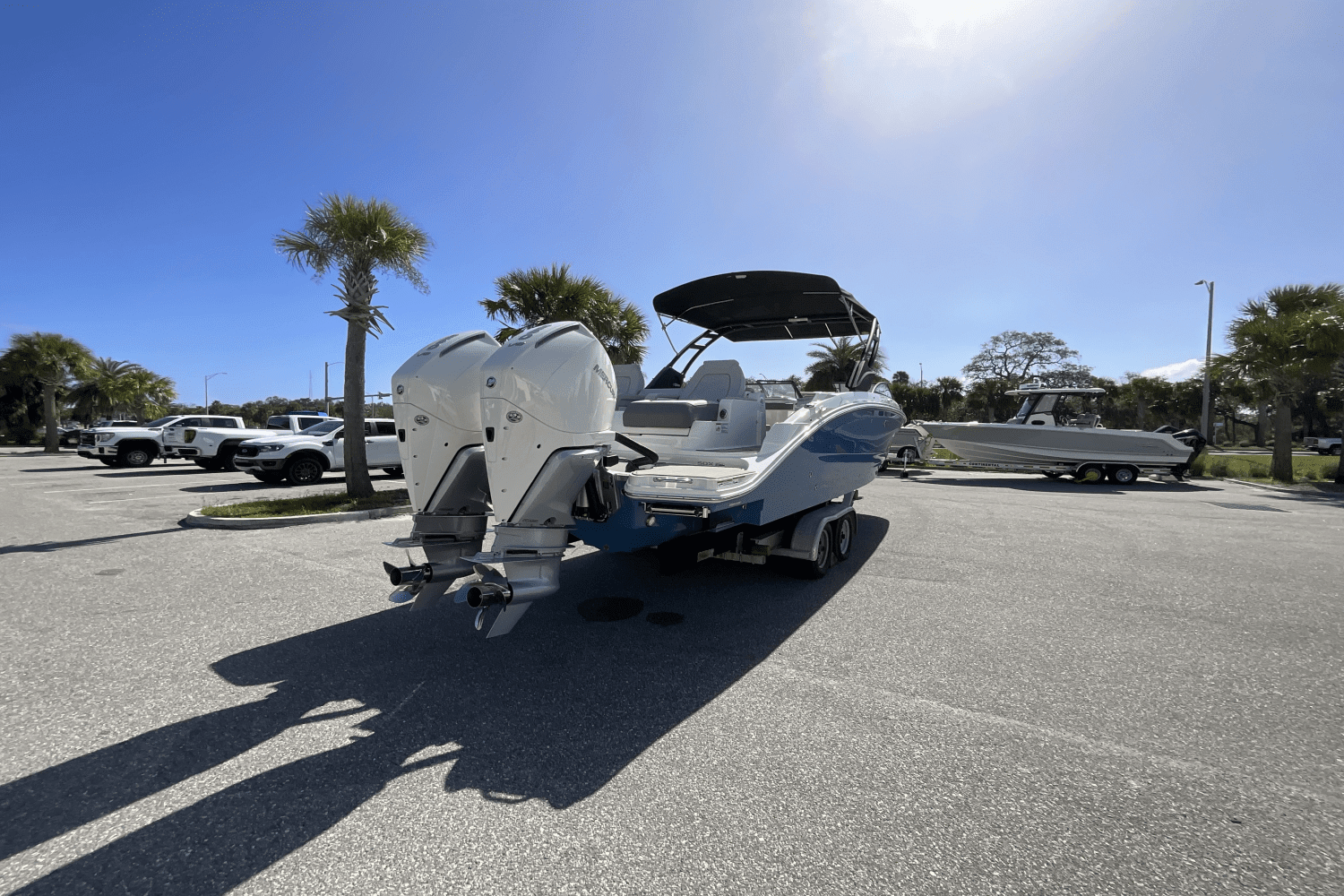 2025 Sea Ray SDX 290 Outboard Image Thumbnail #4