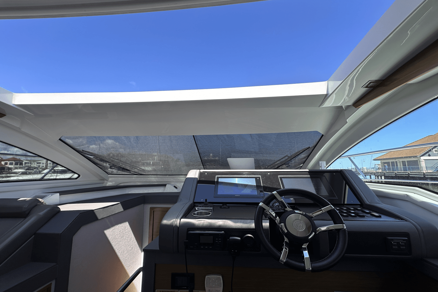 2019 Cruisers Yachts
                                                             42 CANTIUS Image Thumbnail #4