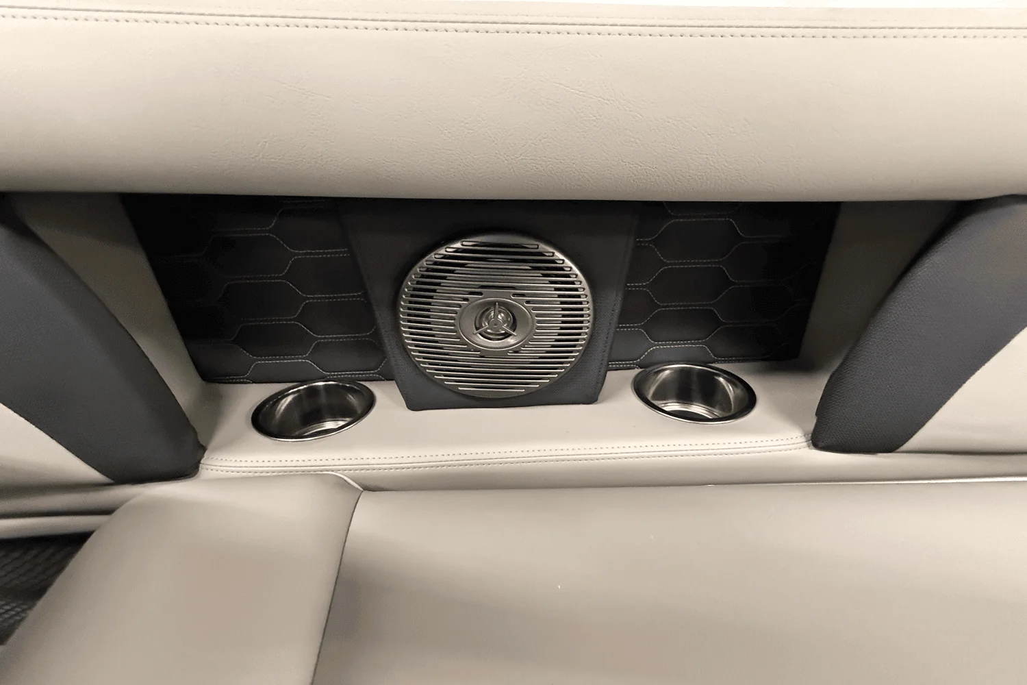 2025 Four Winns HD3 Image Thumbnail #10