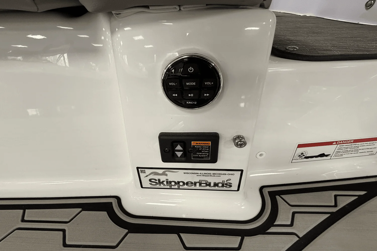 2025 Four Winns HD3 Image Thumbnail #27