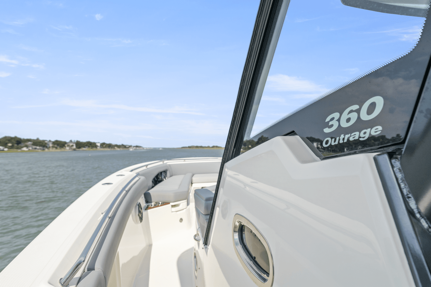 2024 Boston Whaler 360 OUTRAGE Image Thumbnail #21