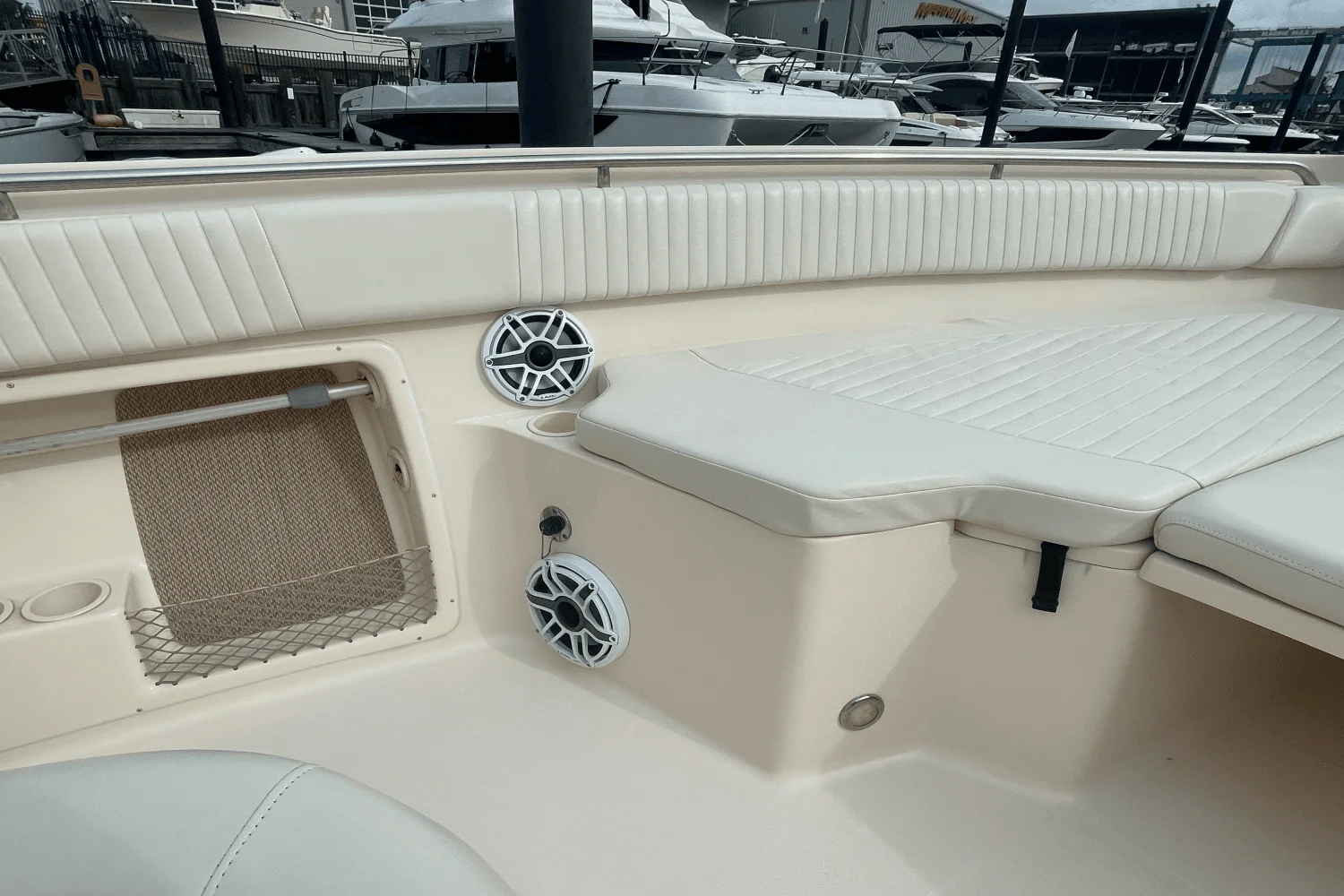 2010 Grady-White Canyon 366 Image Thumbnail #49