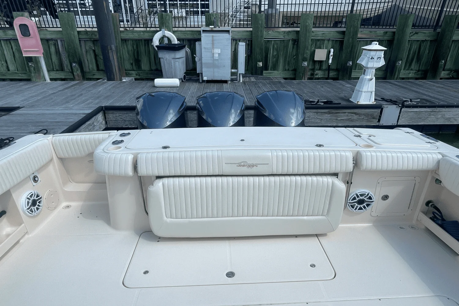 2010 Grady-White Canyon 366 Image Thumbnail #31