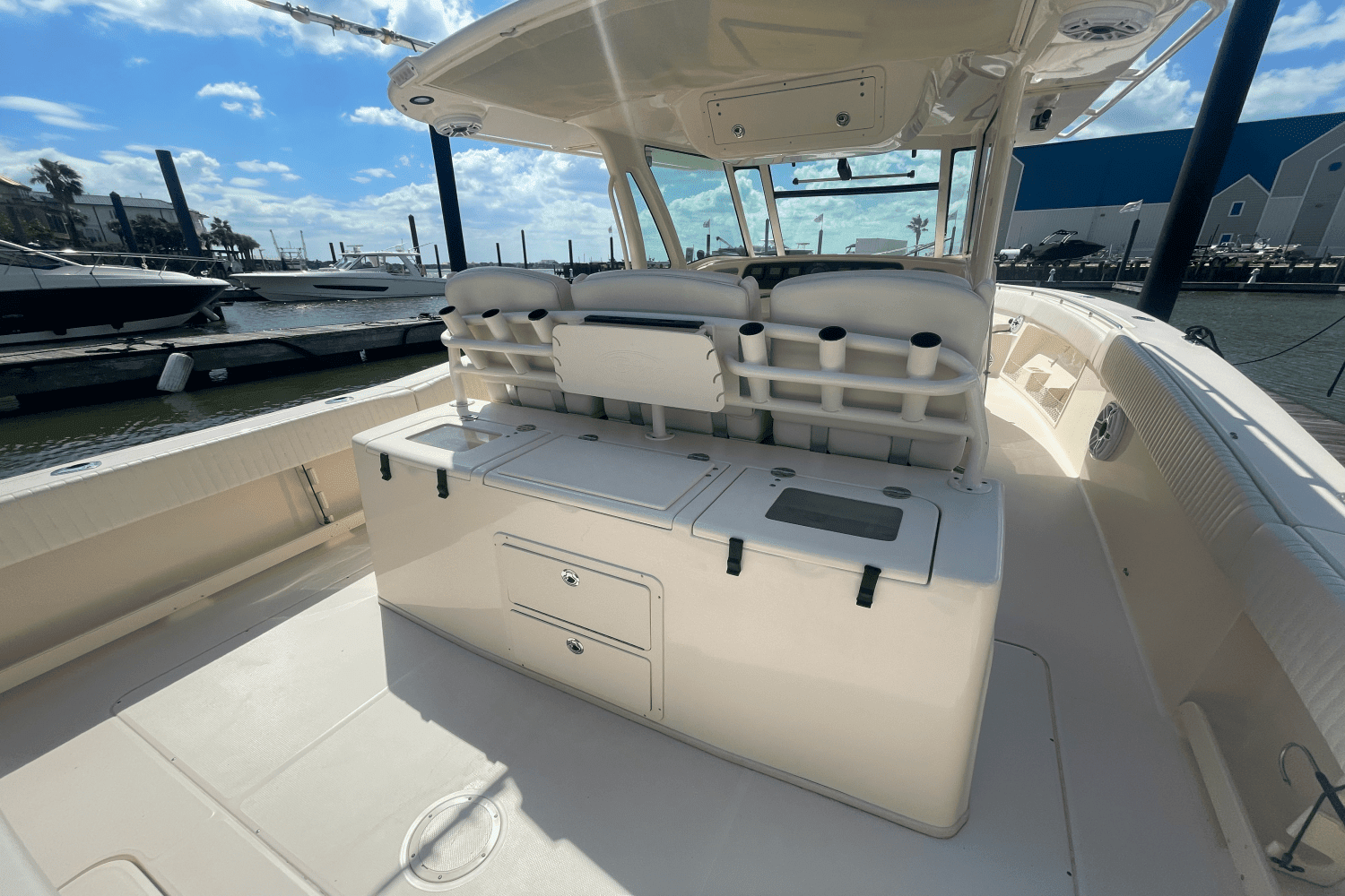 2010 Grady-White Canyon 366 Image Thumbnail #40