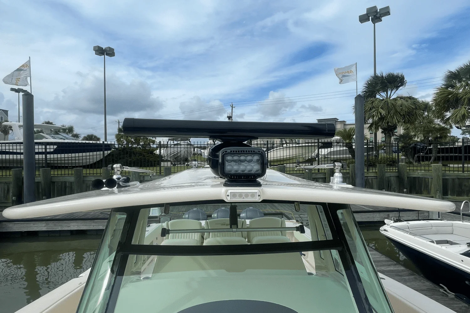 2010 Grady-White Canyon 366 Image Thumbnail #28