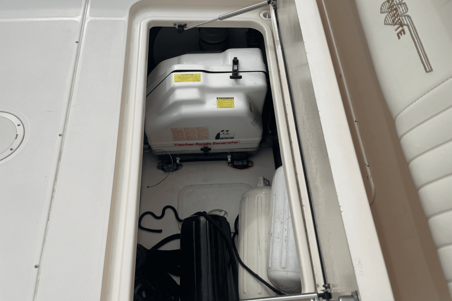 2010 Grady-White Canyon 366 Image Thumbnail #34