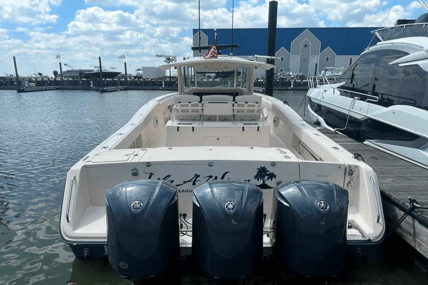 2010 Grady-White Canyon 366 Image Thumbnail #8