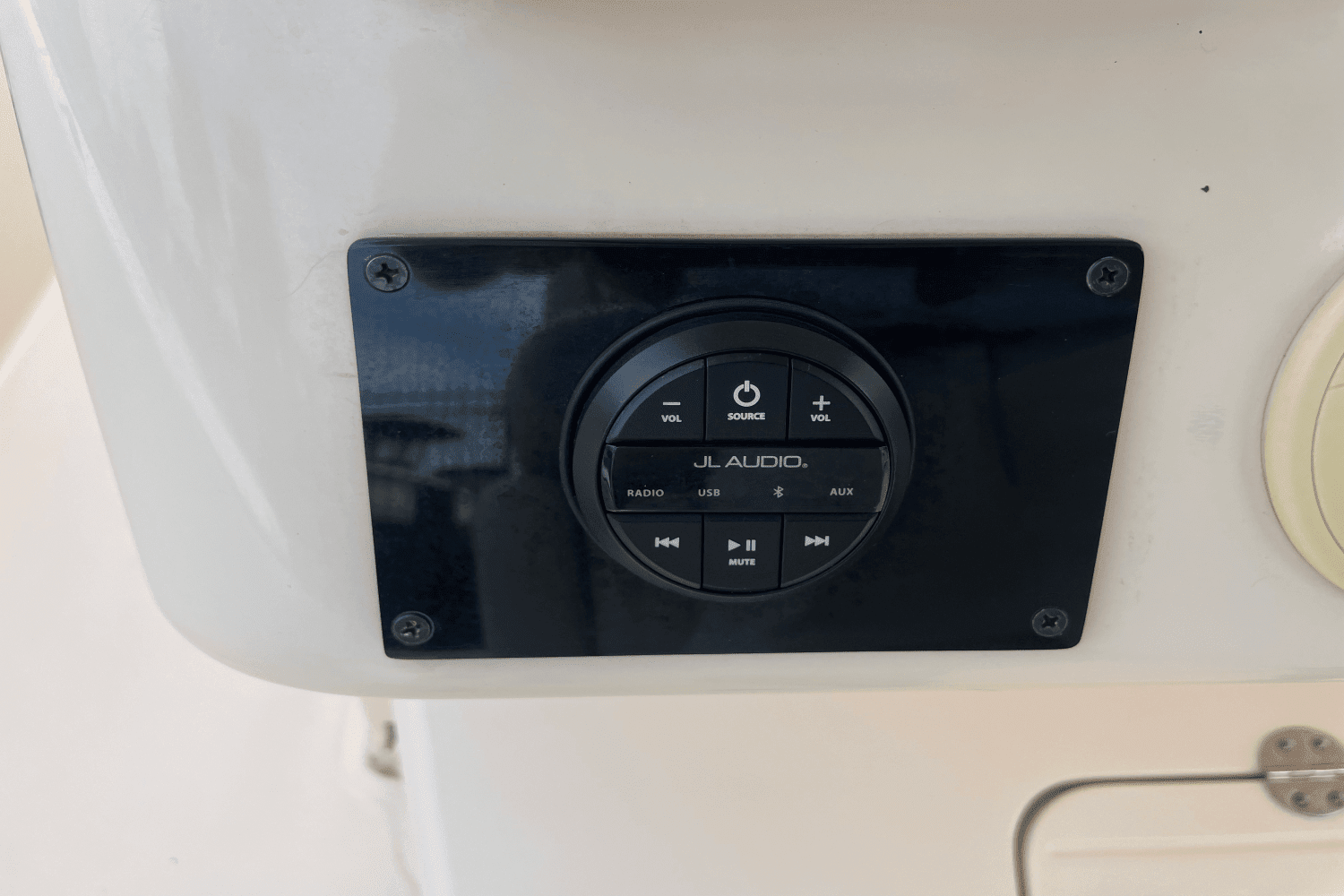 2010 Grady-White Canyon 366 Image Thumbnail #20