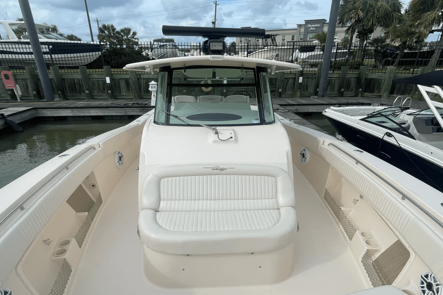 2010 Grady-White Canyon 366 Image Thumbnail #52