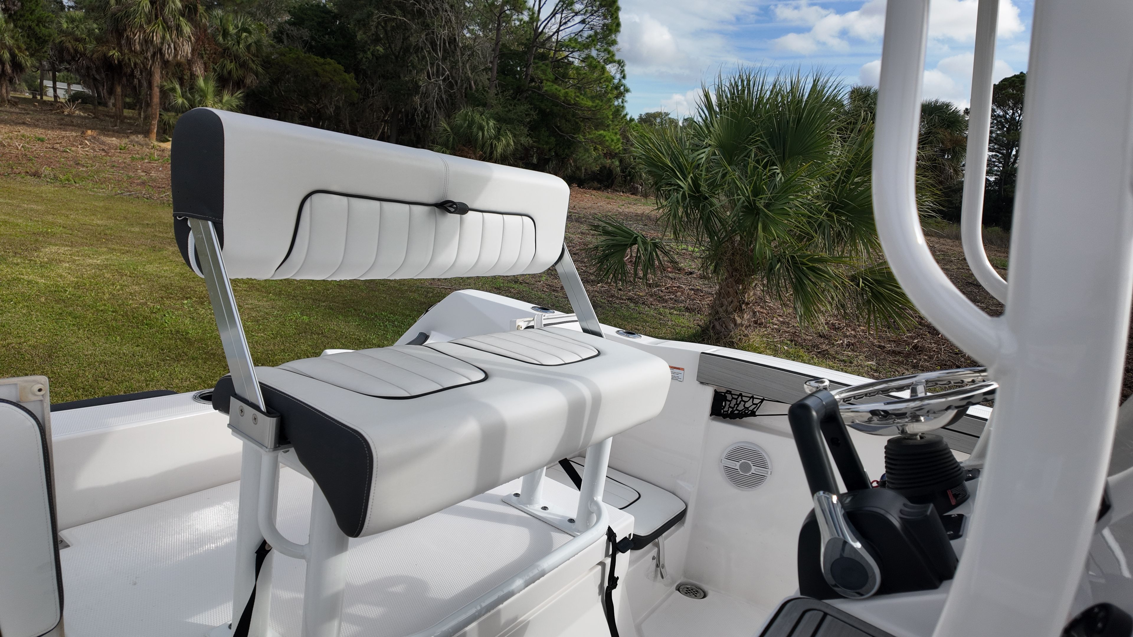 2025 Yamaha 220 FSH Sport Image Thumbnail #12