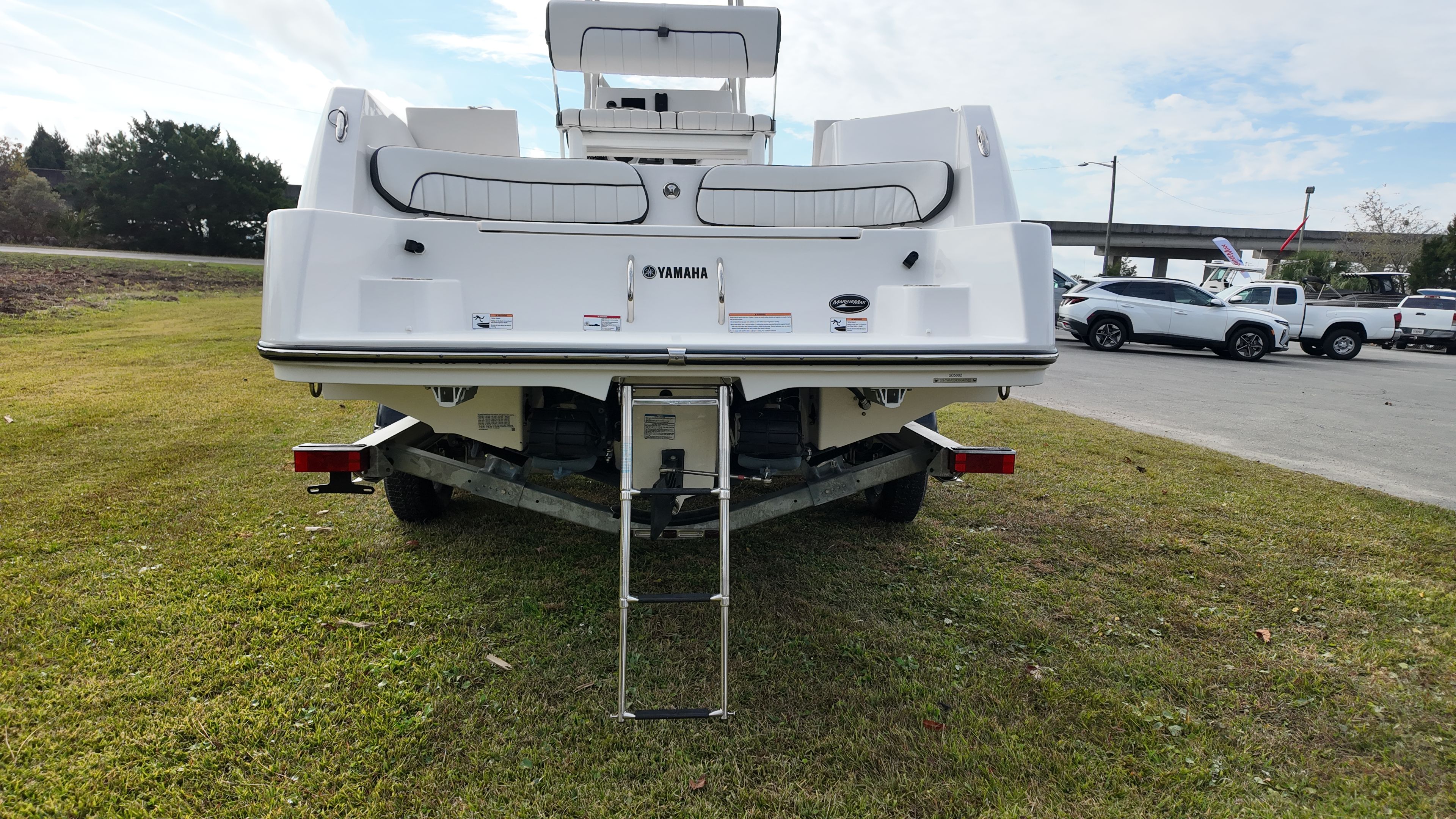 2025 Yamaha 220 FSH Sport Image Thumbnail #10