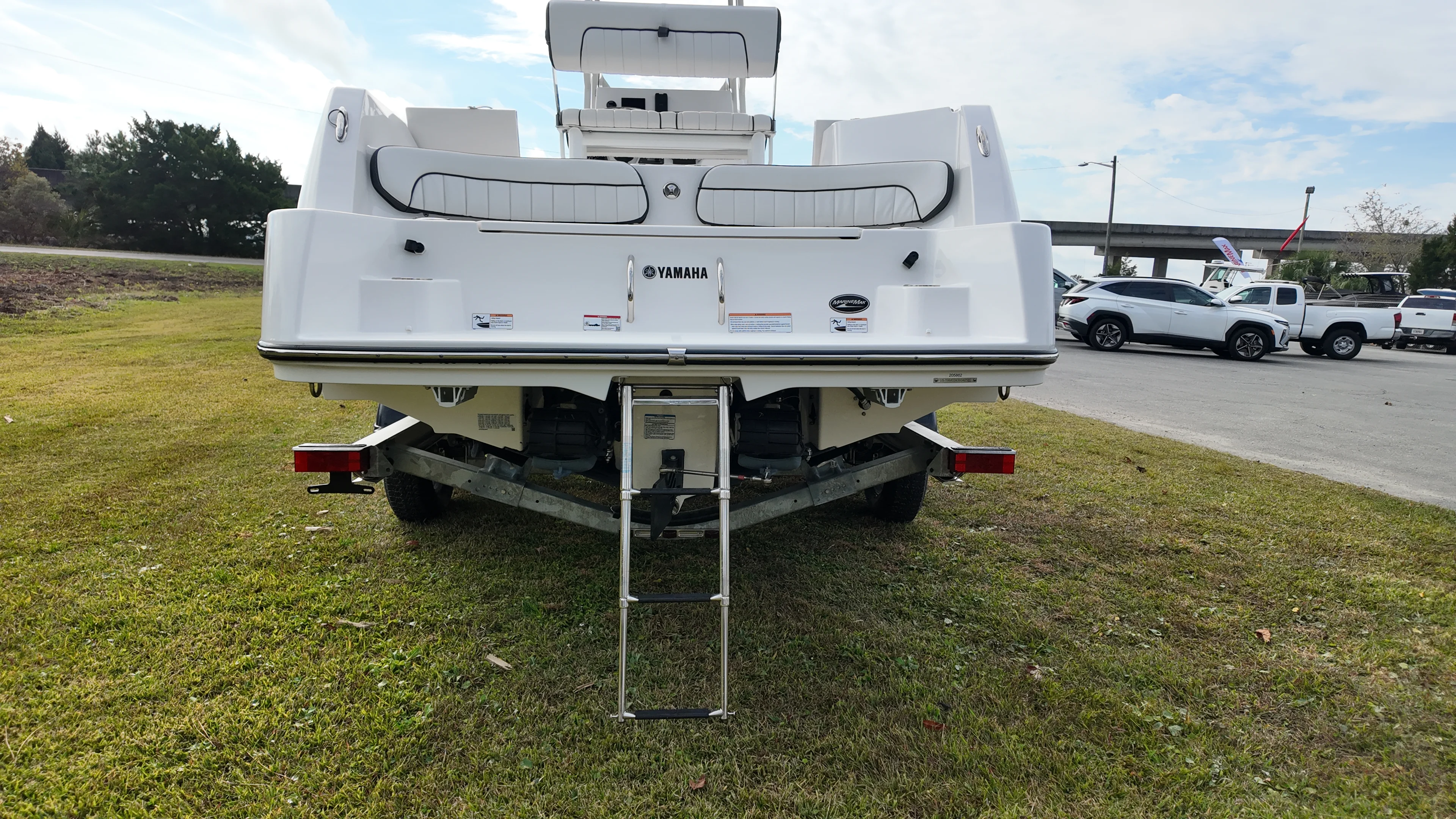 2025 Yamaha 220 FSH Sport Image Thumbnail #10