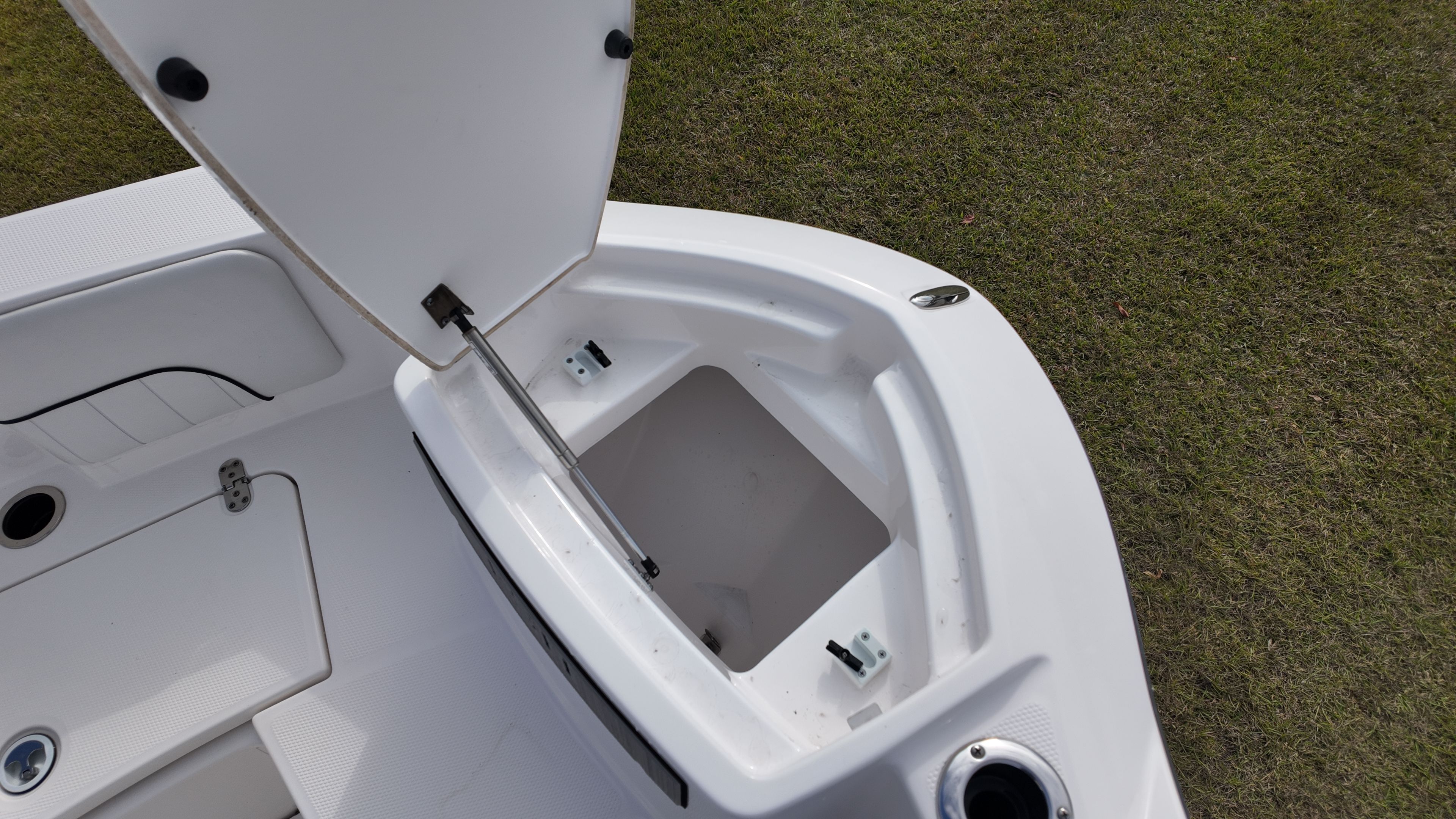 2025 Yamaha 220 FSH Sport Image Thumbnail #21