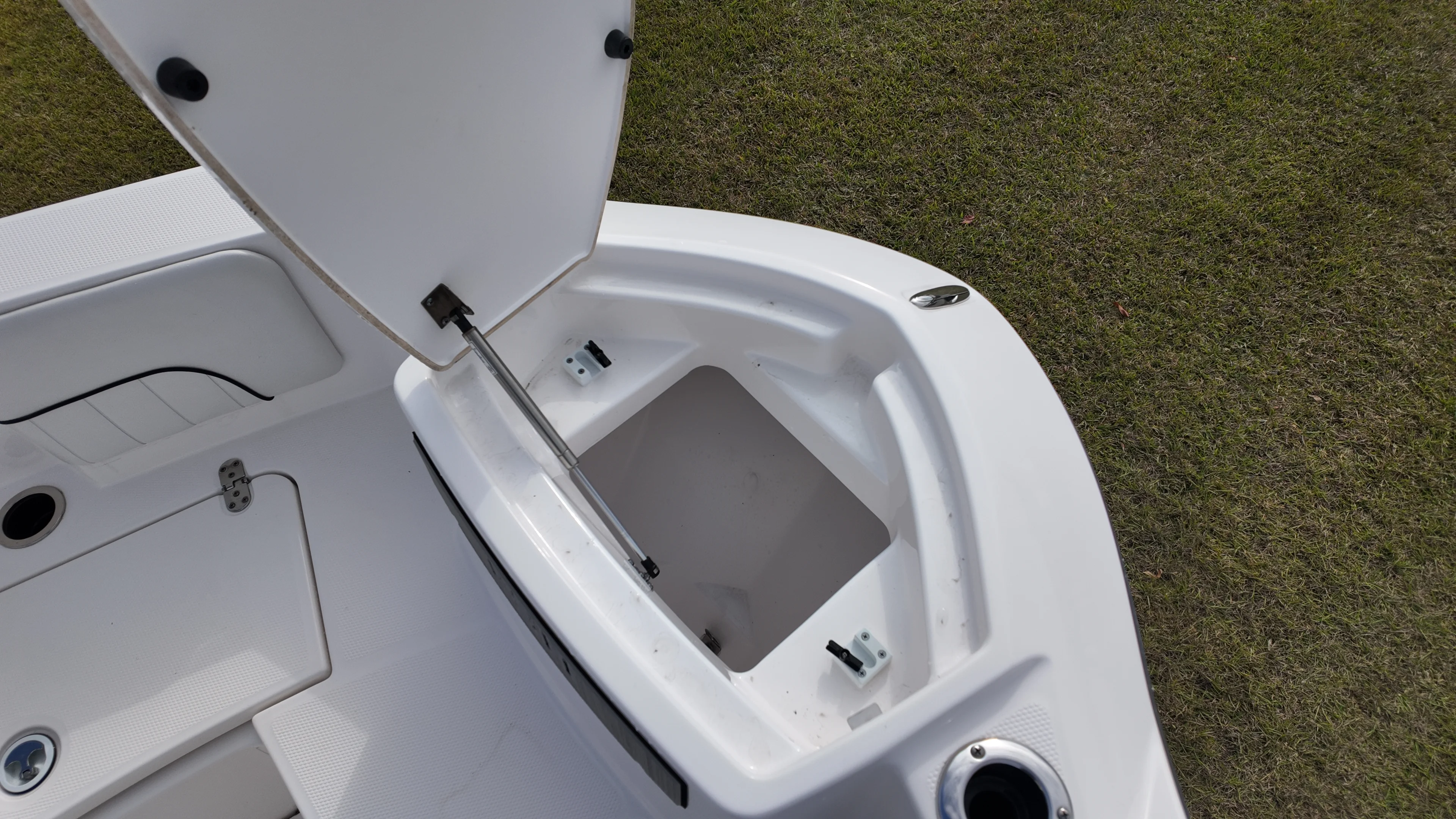 2025 Yamaha 220 FSH Sport Image Thumbnail #21