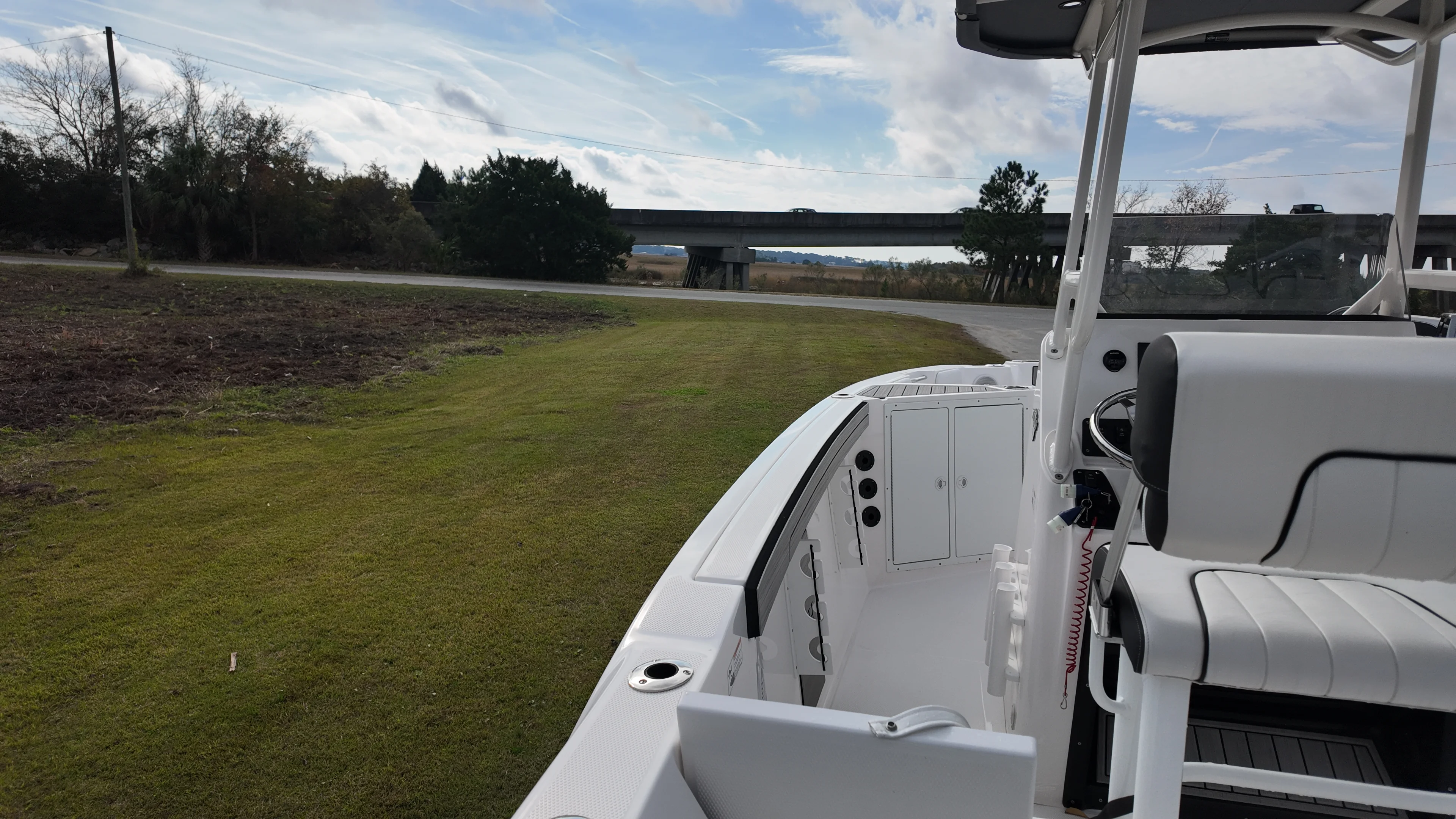 2025 Yamaha 220 FSH Sport Image Thumbnail #11