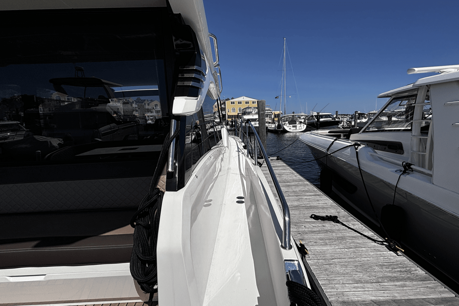 2021 Galeon 425 HTS Image Thumbnail #18